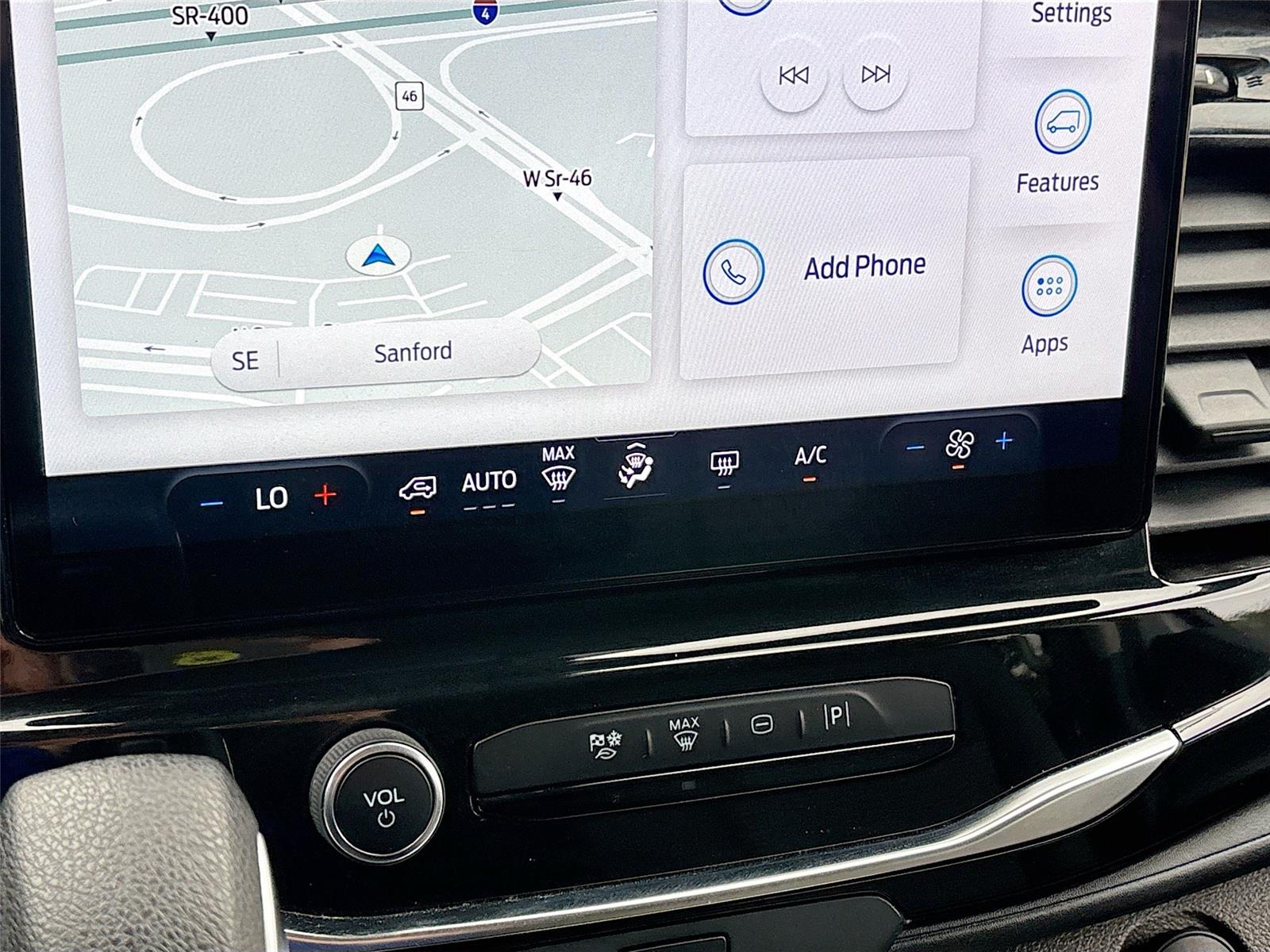 2023 Ford Transit Passenger Wagon XLT