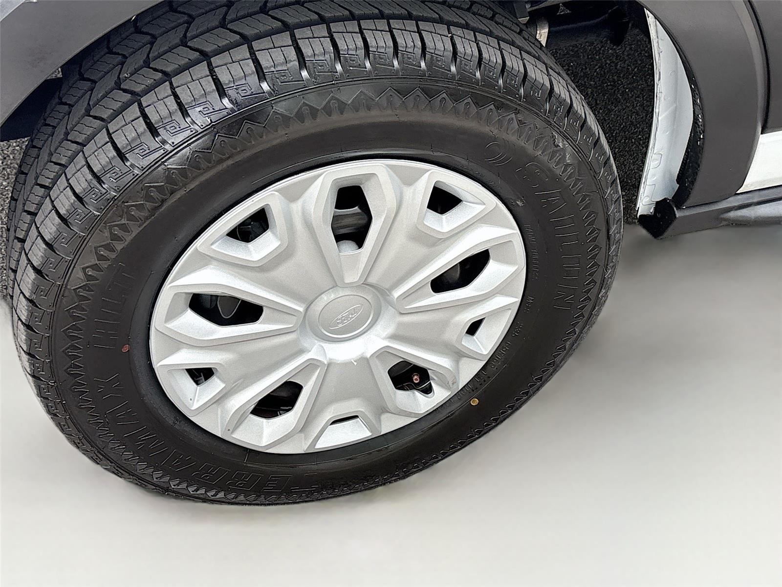 2023 Ford Transit Passenger Wagon XLT