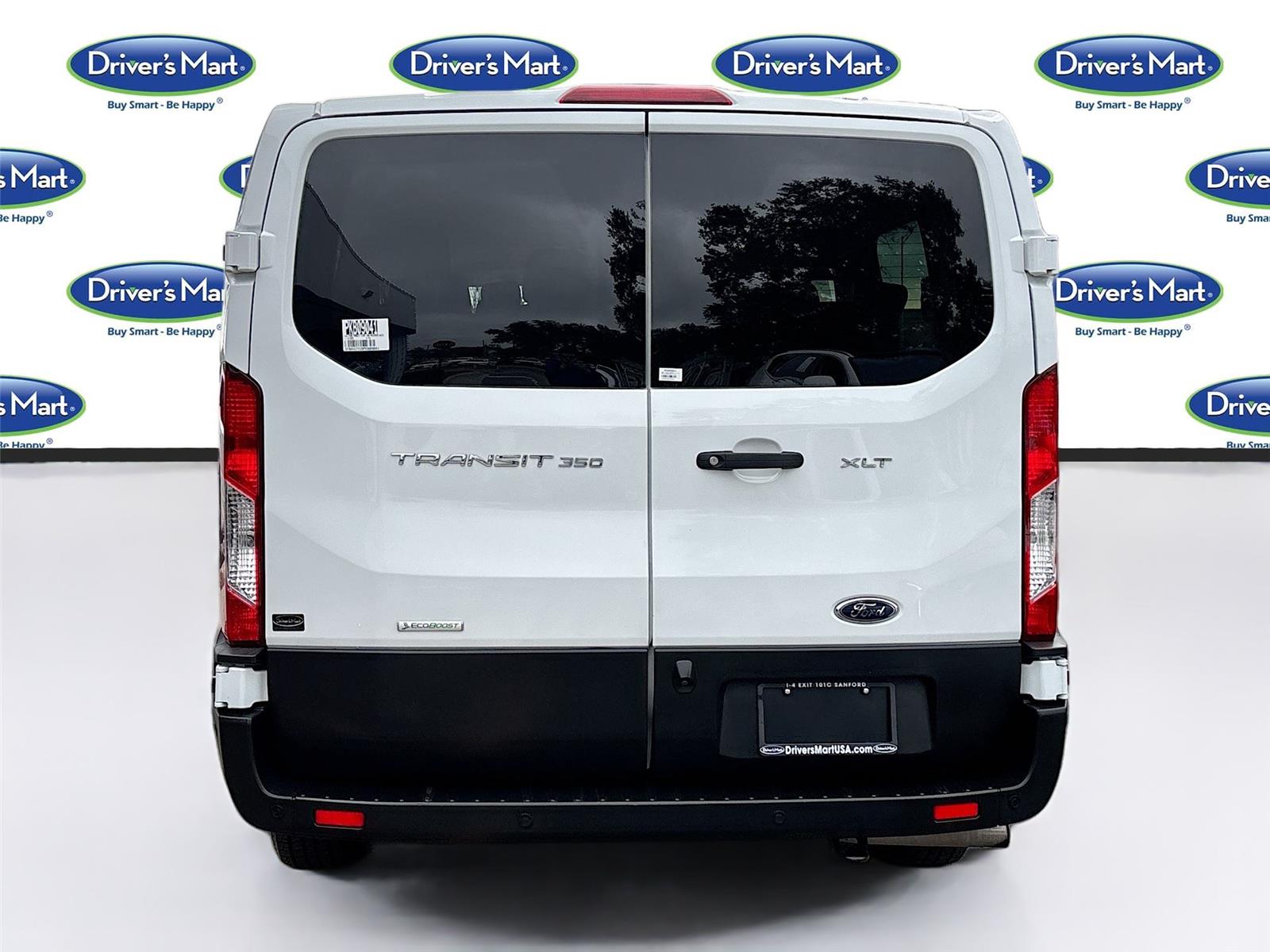 2023 Ford Transit Passenger Wagon XLT