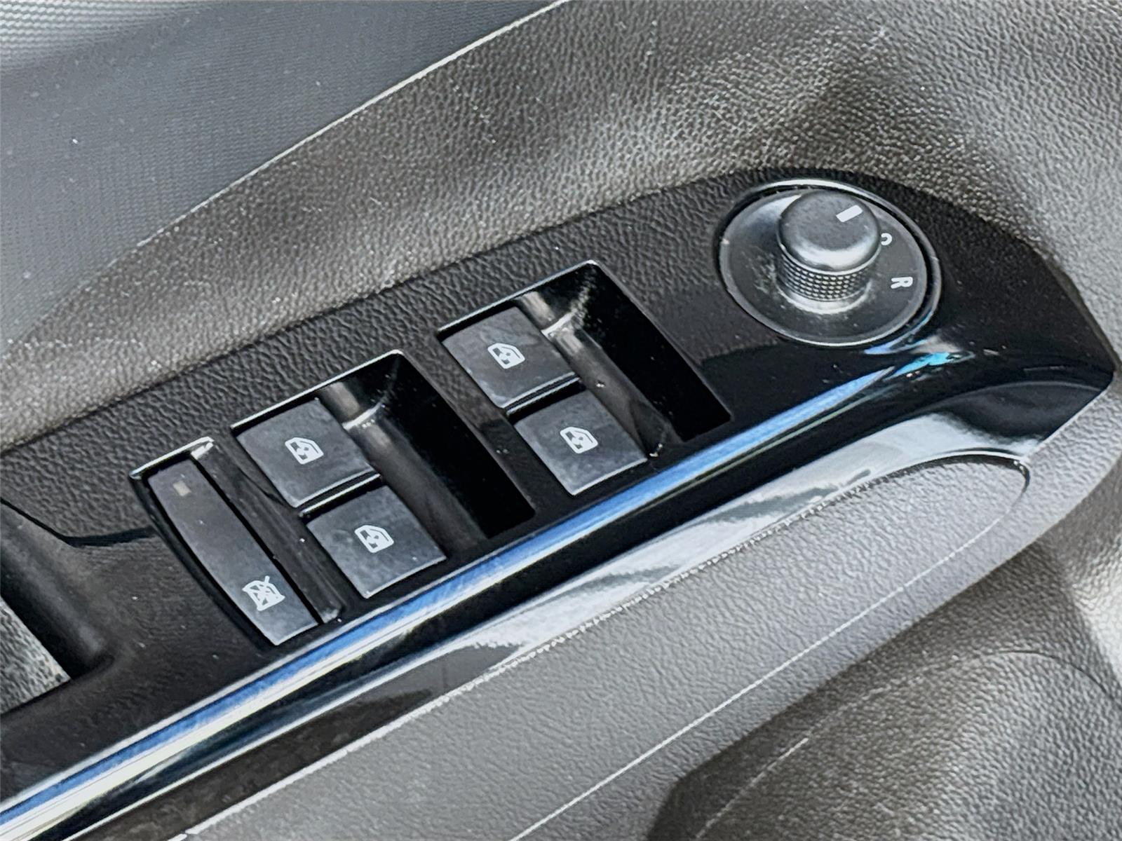 2017 Chevrolet Sonic LT