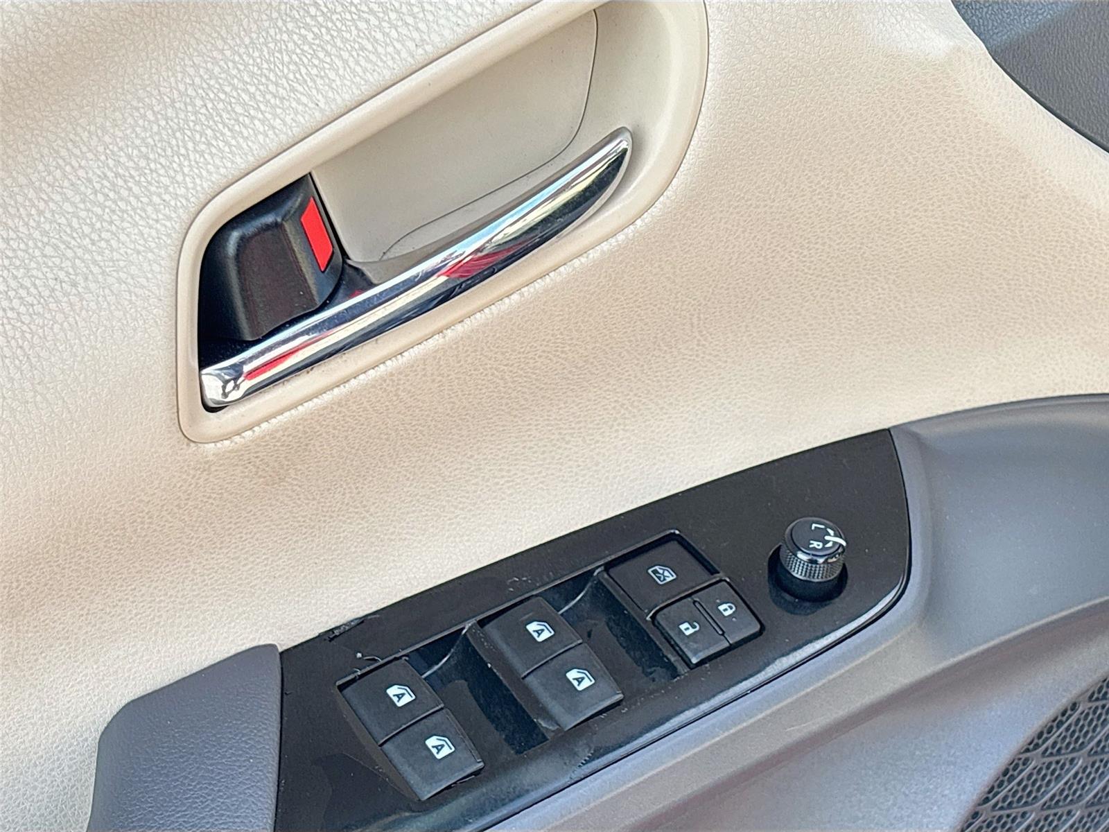 2016 Toyota Prius Two