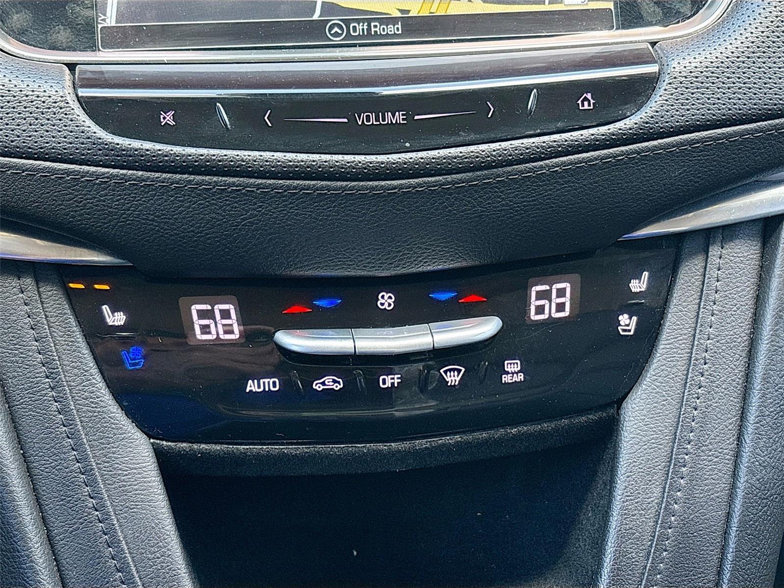 2017 Cadillac XT5 Premium Luxury FWD