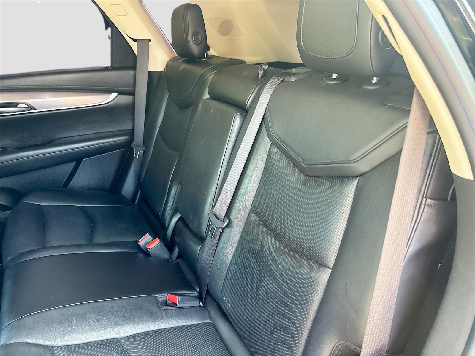 2017 Cadillac XT5 Premium Luxury FWD