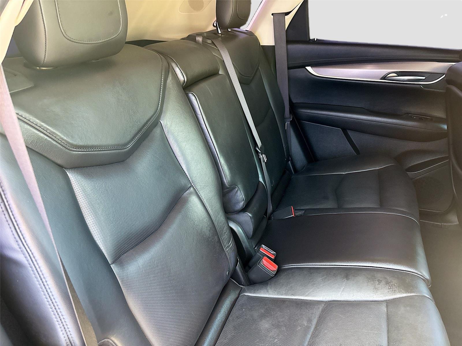 2017 Cadillac XT5 Premium Luxury FWD