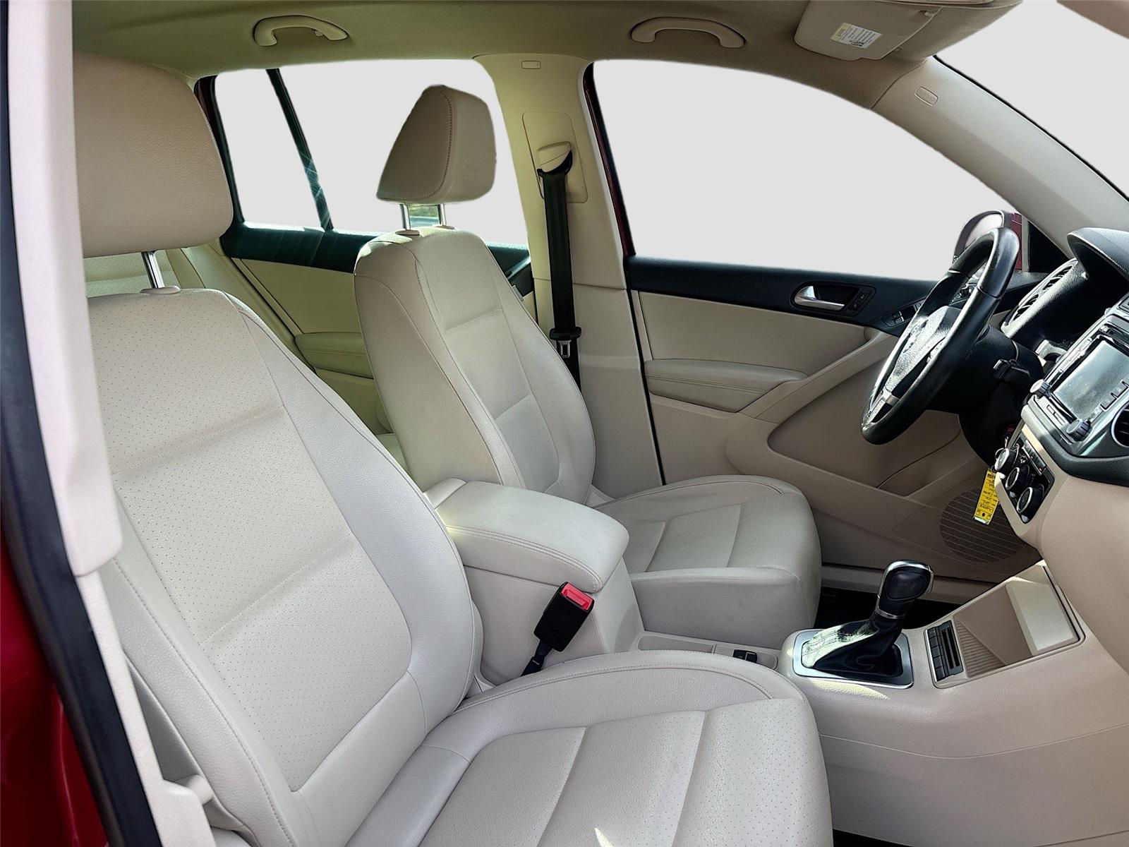 2012 Volkswagen Tiguan SE