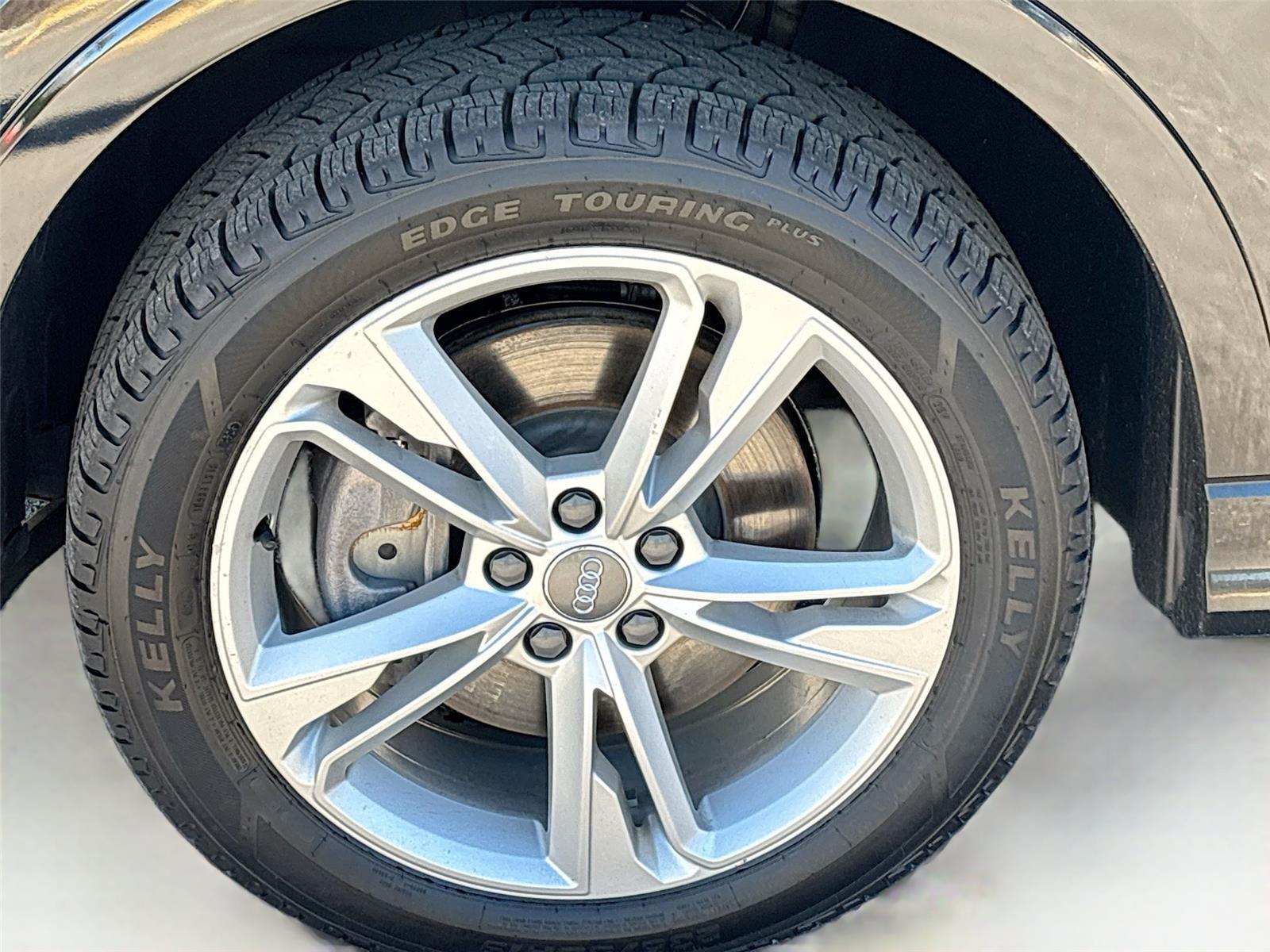 2020 Audi Q3 S line Premium