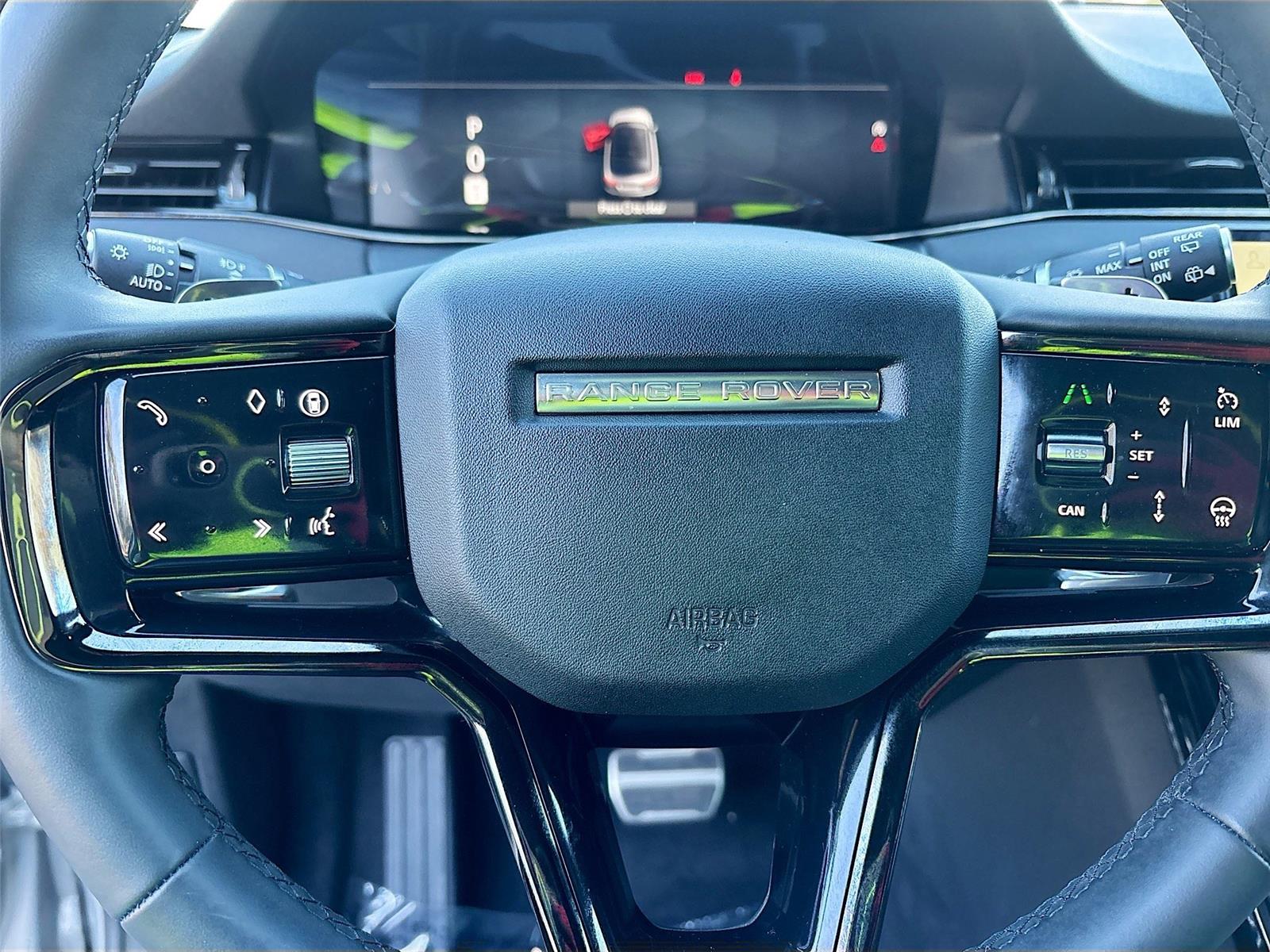 2024 Land Rover Range Rover Evoque Dynamic SE