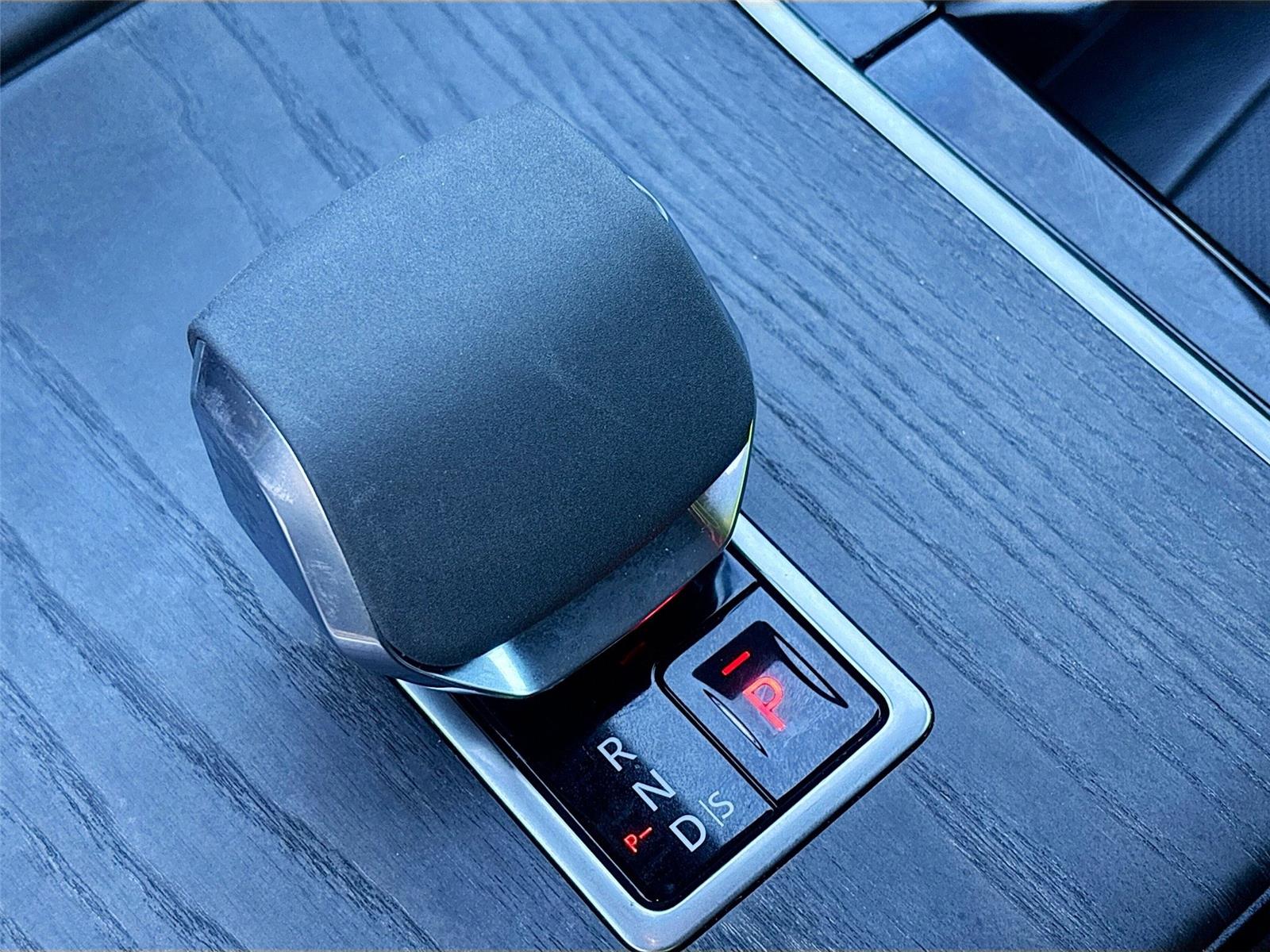 2024 Land Rover Range Rover Evoque Dynamic SE