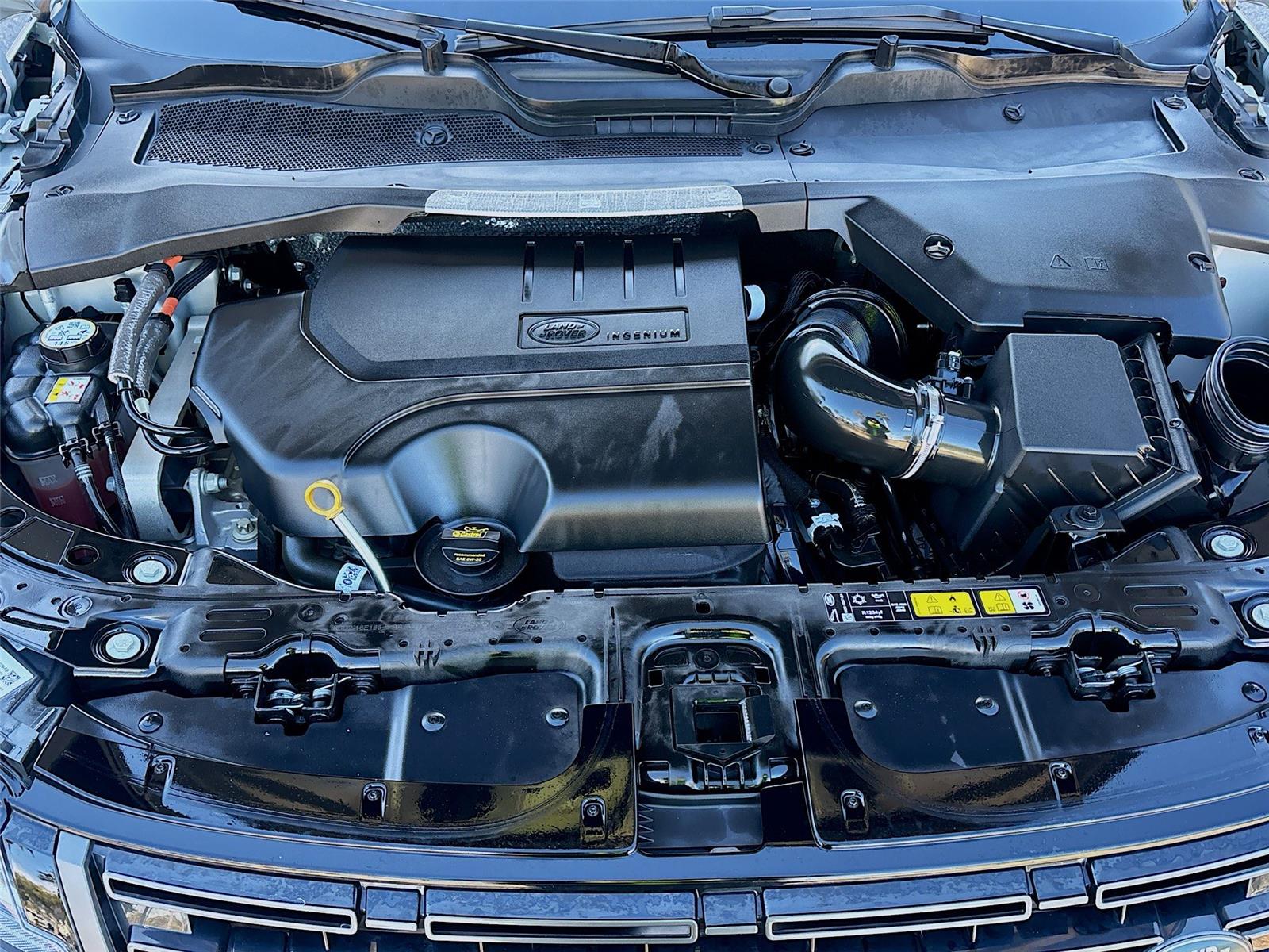 2024 Land Rover Range Rover Evoque Dynamic SE