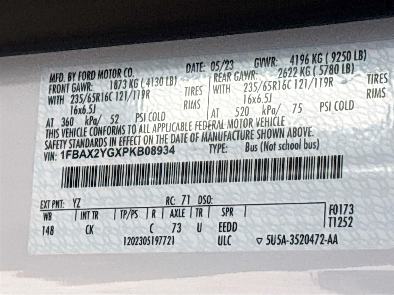 2023 Ford Transit Passenger Wagon XLT