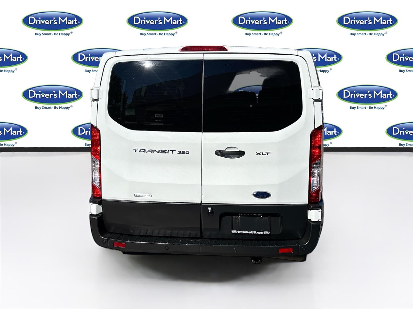 2023 Ford Transit Passenger Wagon XLT