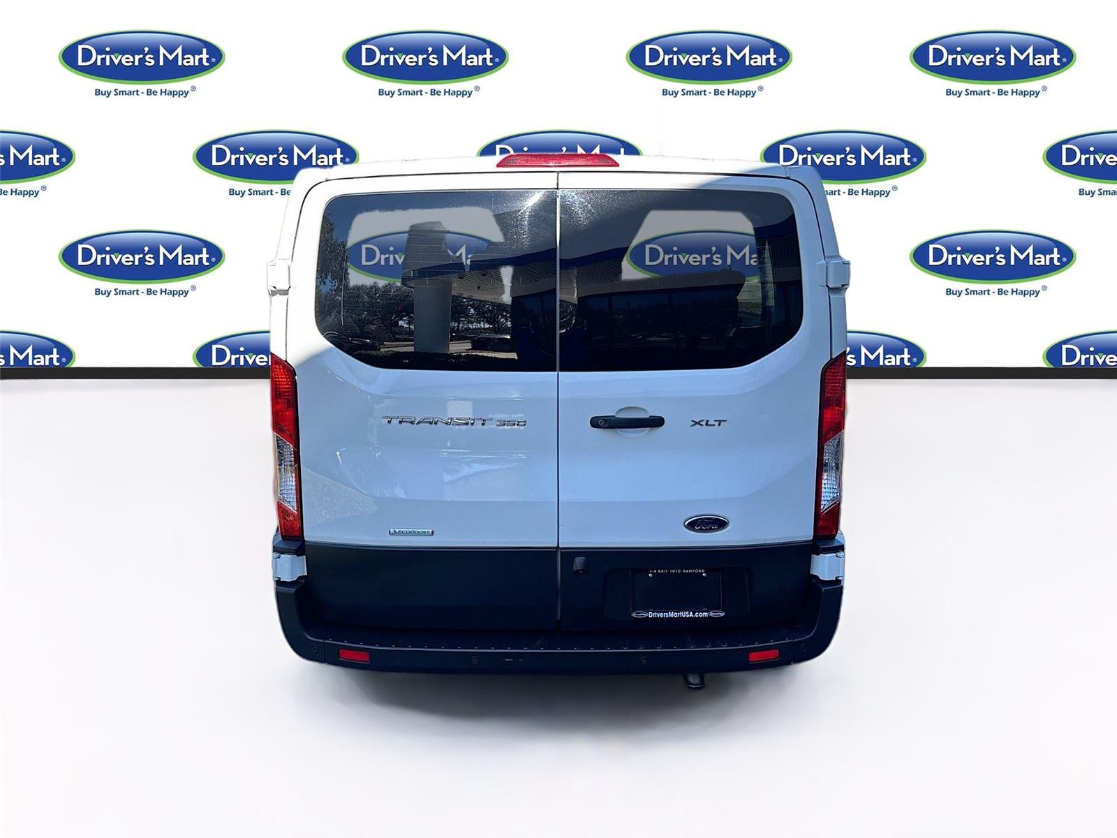 2023 Ford Transit Passenger Wagon XLT