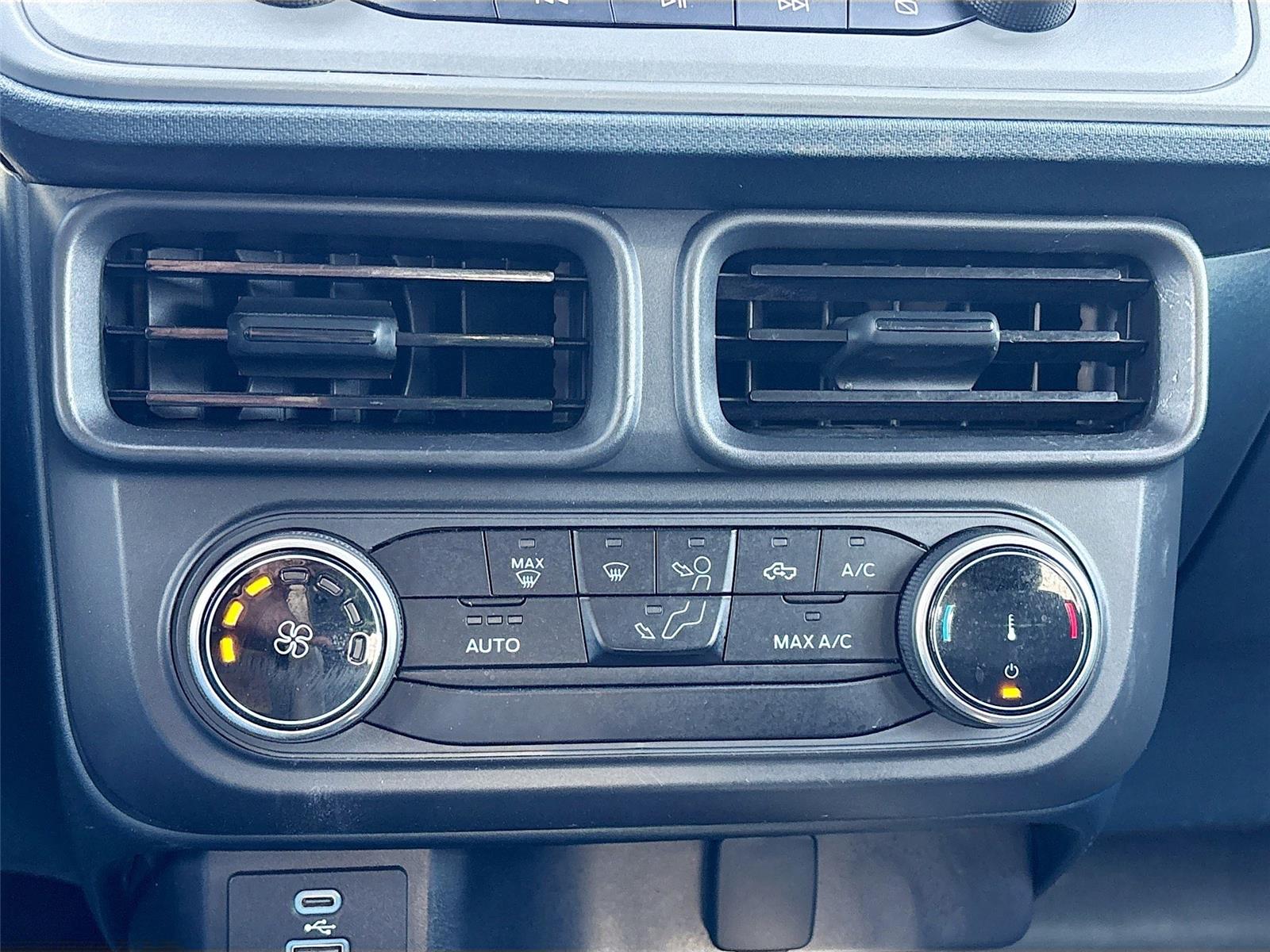 2023 Ford Maverick XL