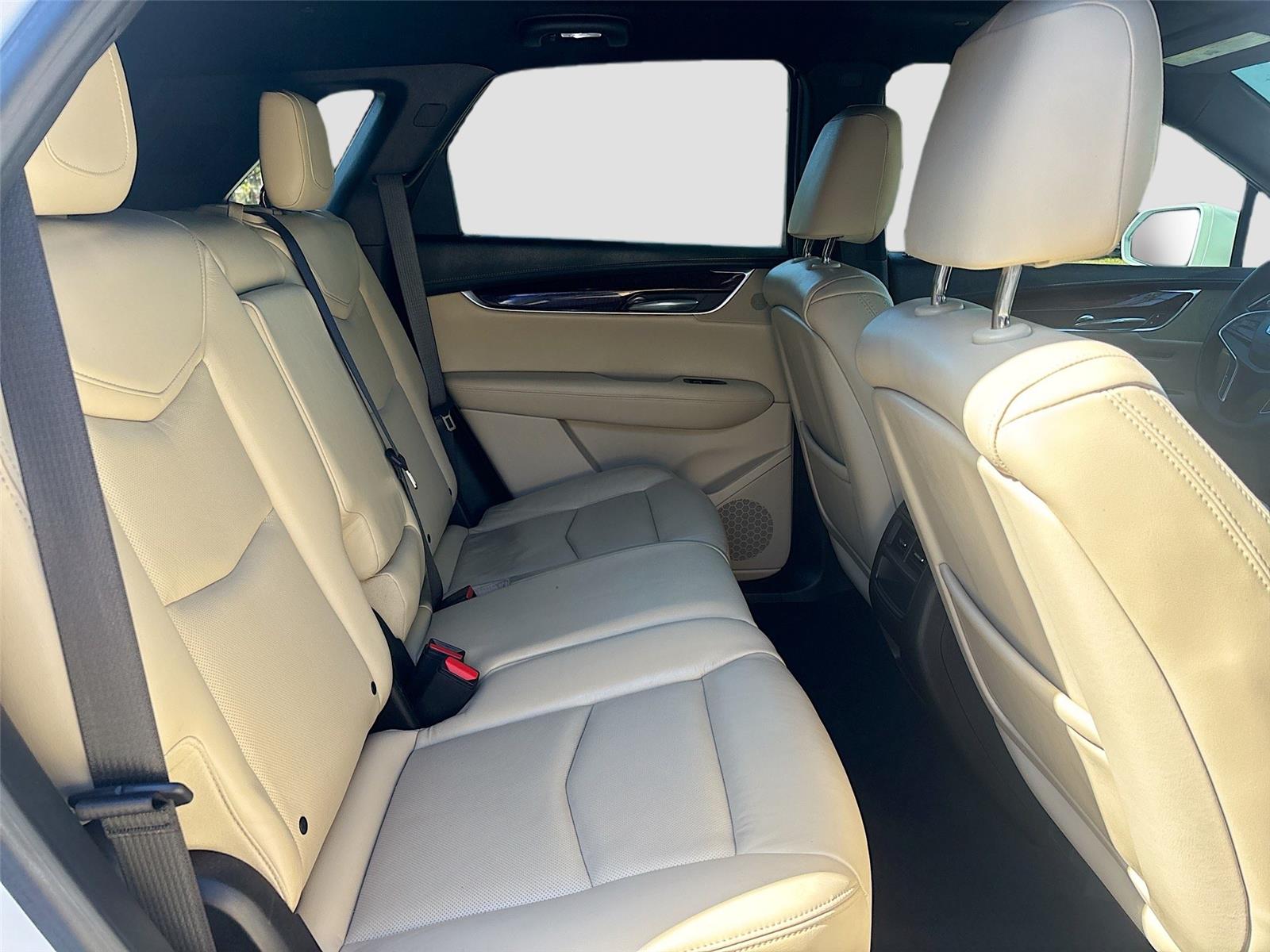 2017 Cadillac XT5 Premium Luxury FWD