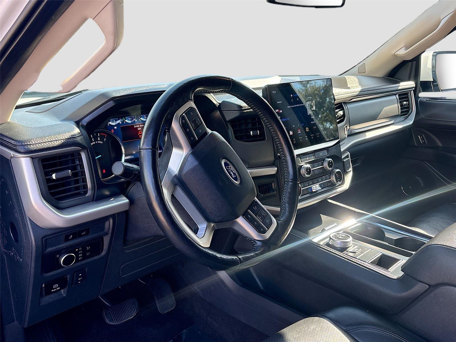 2023 Ford Expedition Max XLT