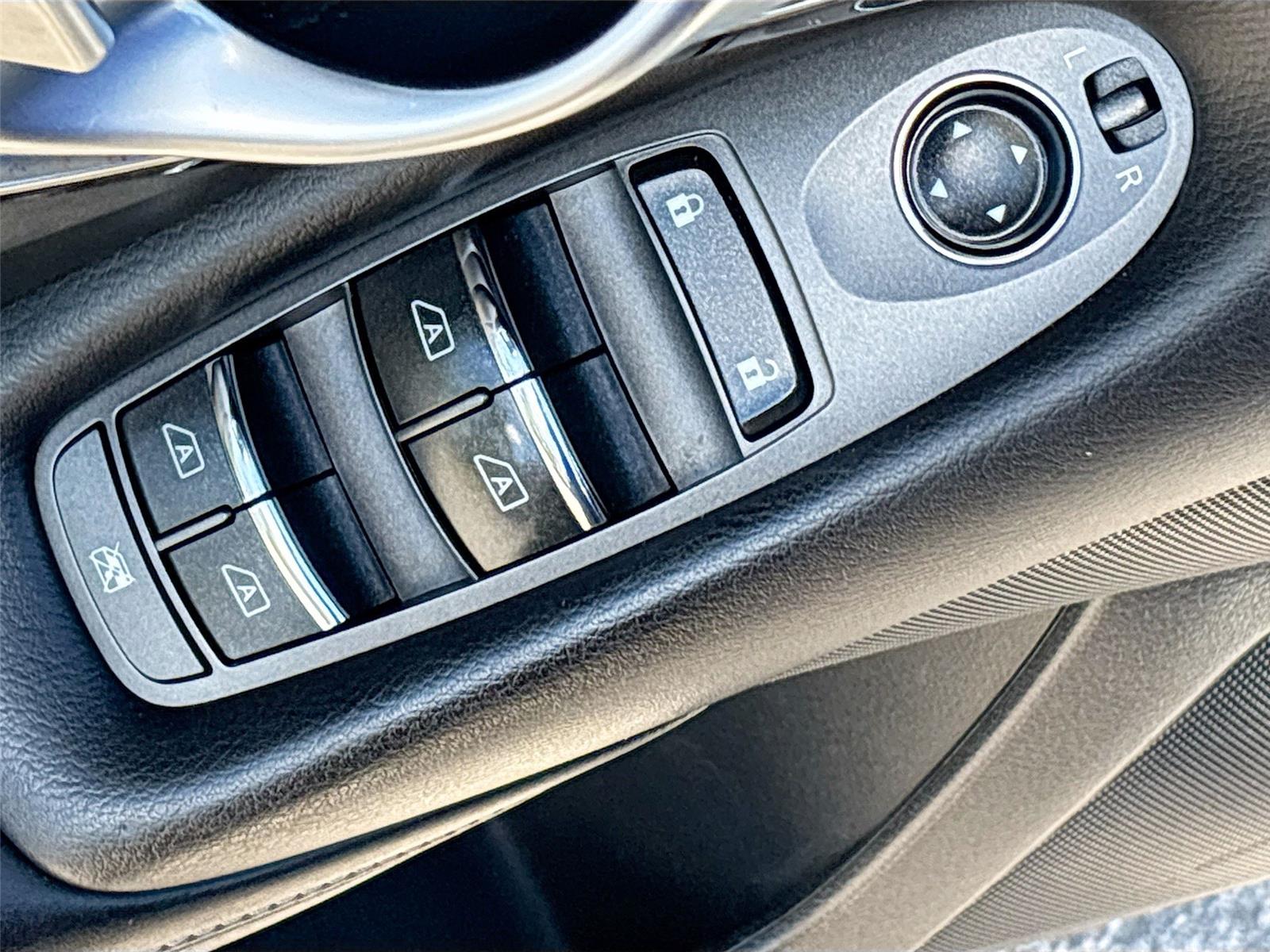 2019 INFINITI Q50 LUXE