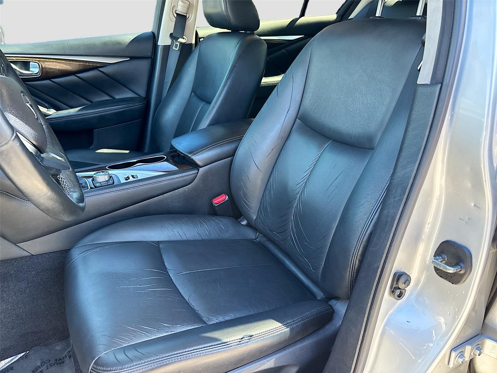 2019 INFINITI Q50 LUXE