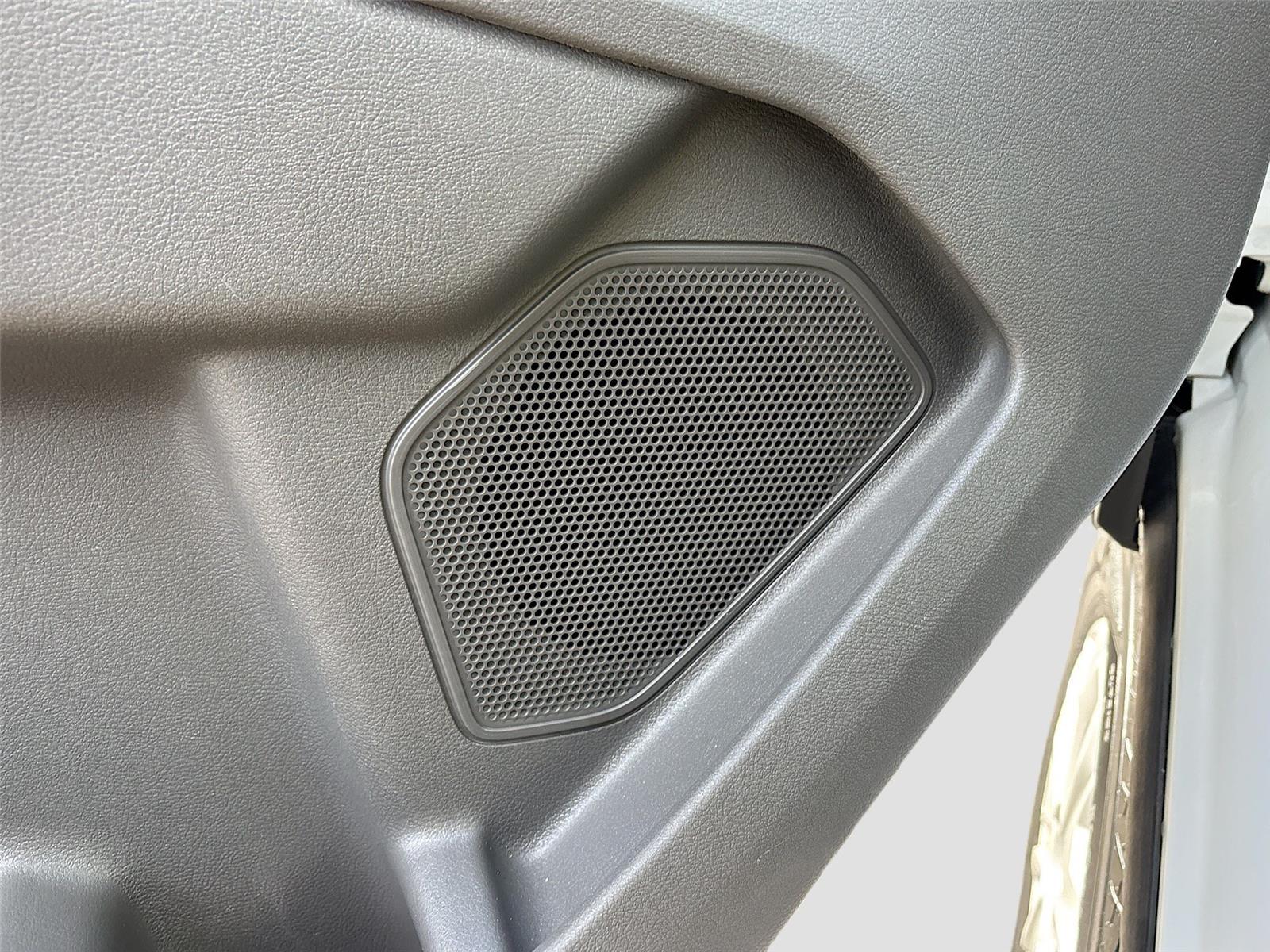 2023 Ford Transit Passenger Wagon XLT