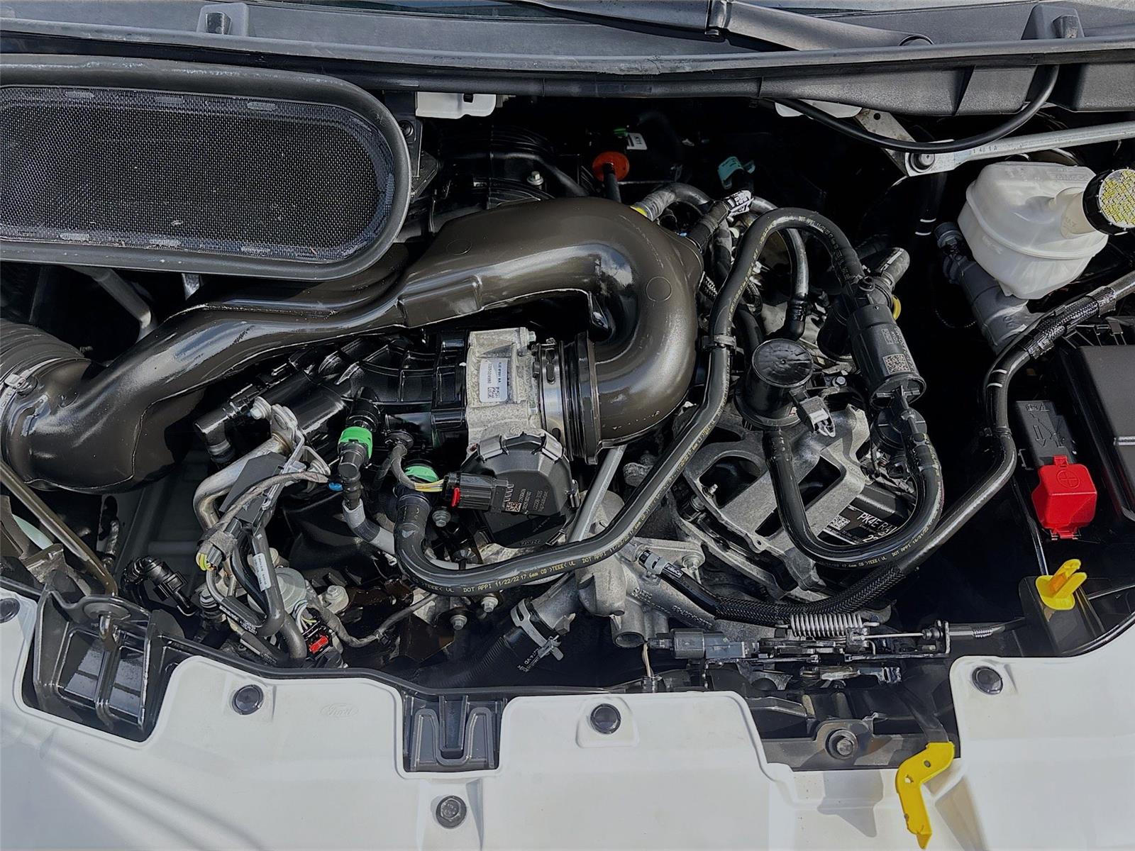 2023 Ford Transit Passenger Wagon XLT