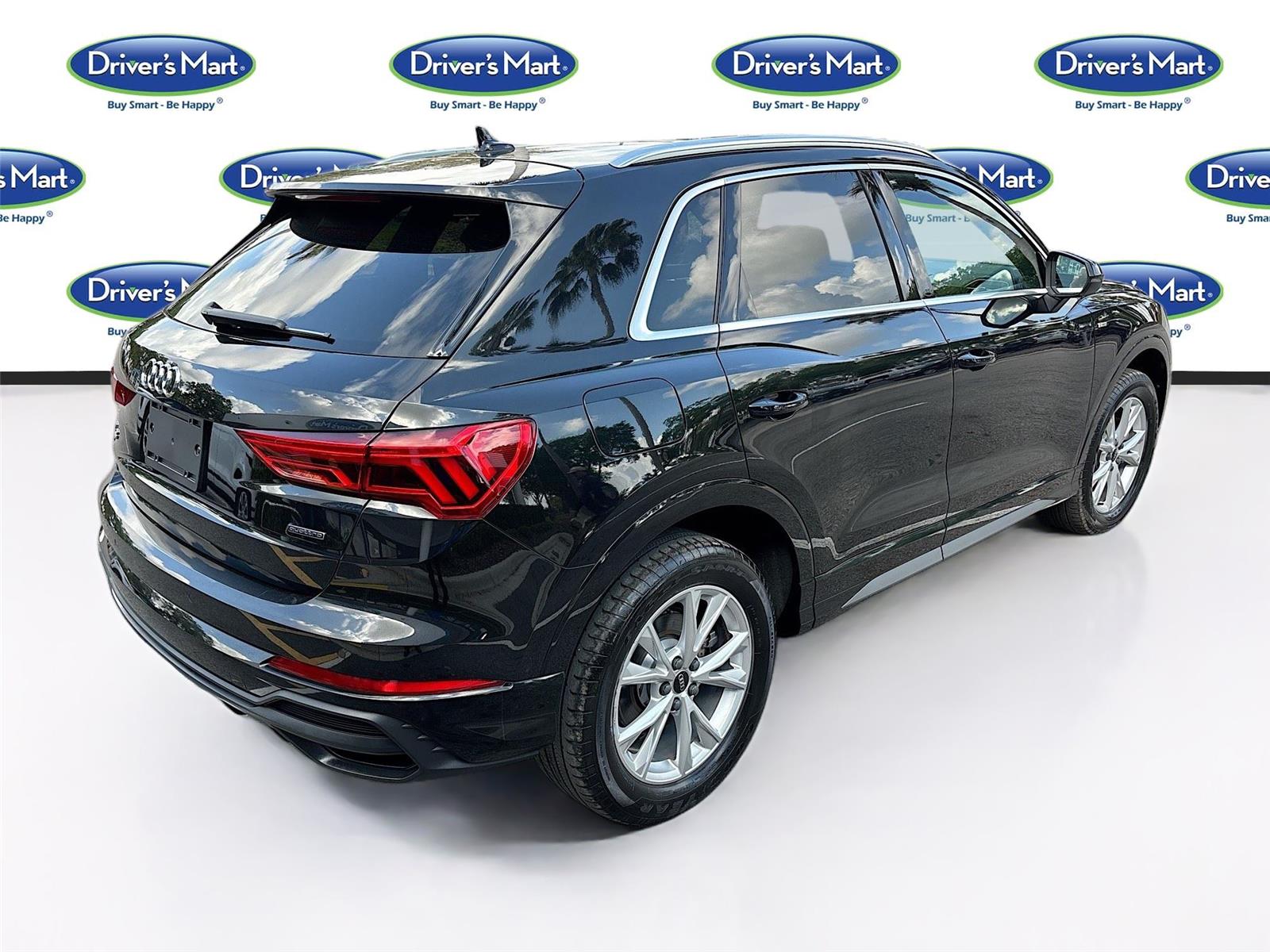 2024 Audi Q3 S line Premium Plus