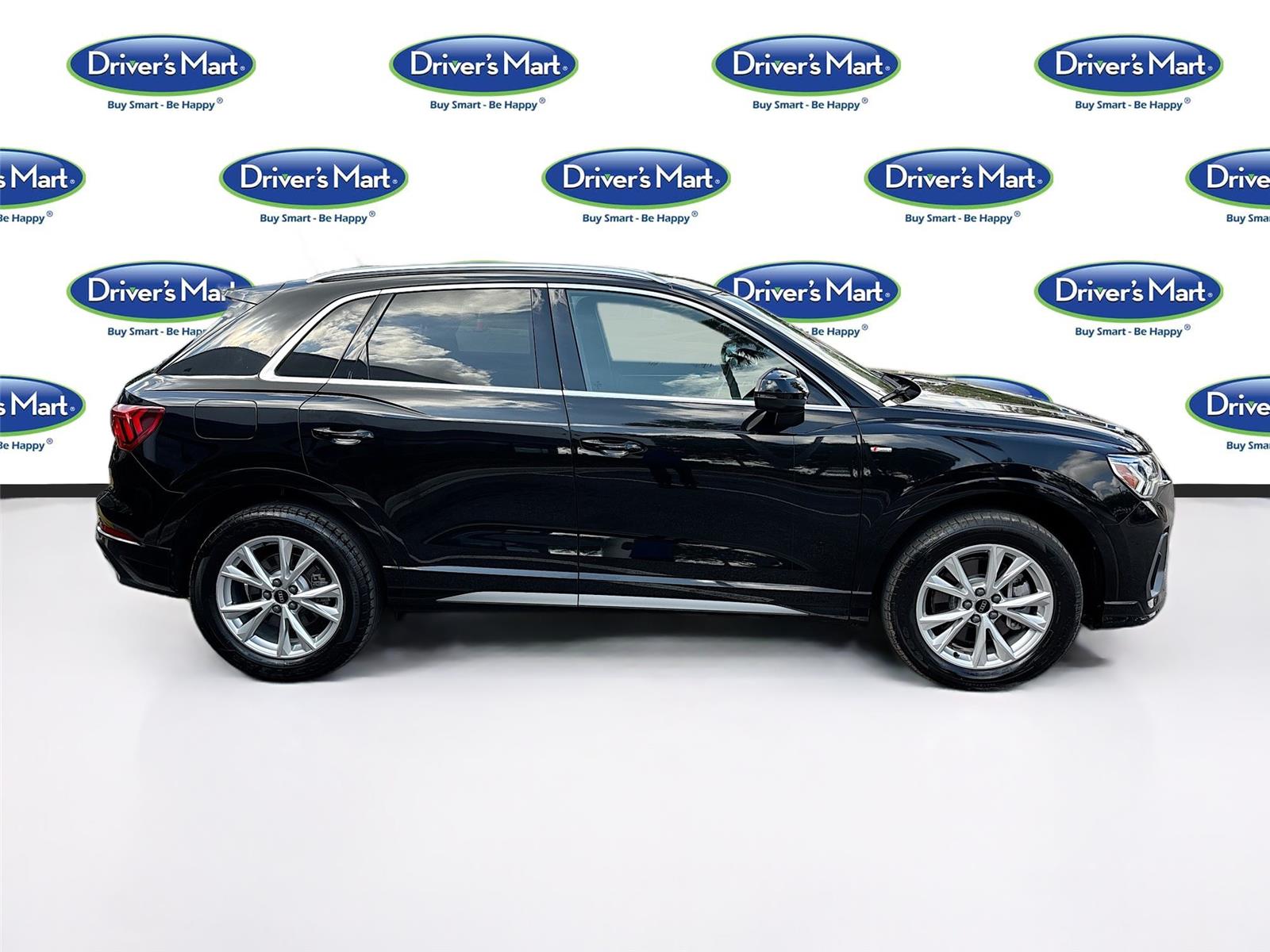 2024 Audi Q3 S line Premium Plus