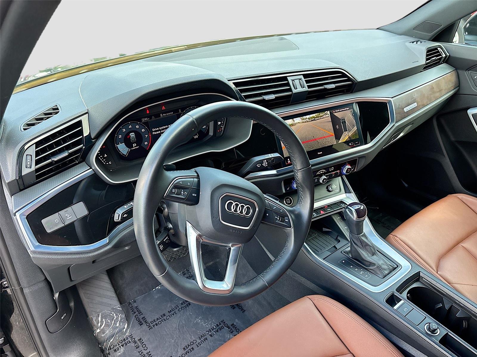 2024 Audi Q3 S line Premium Plus