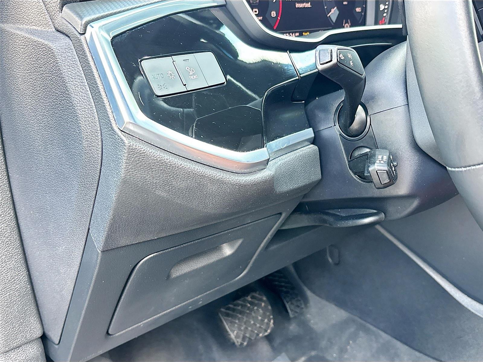 2024 Audi Q3 S line Premium Plus