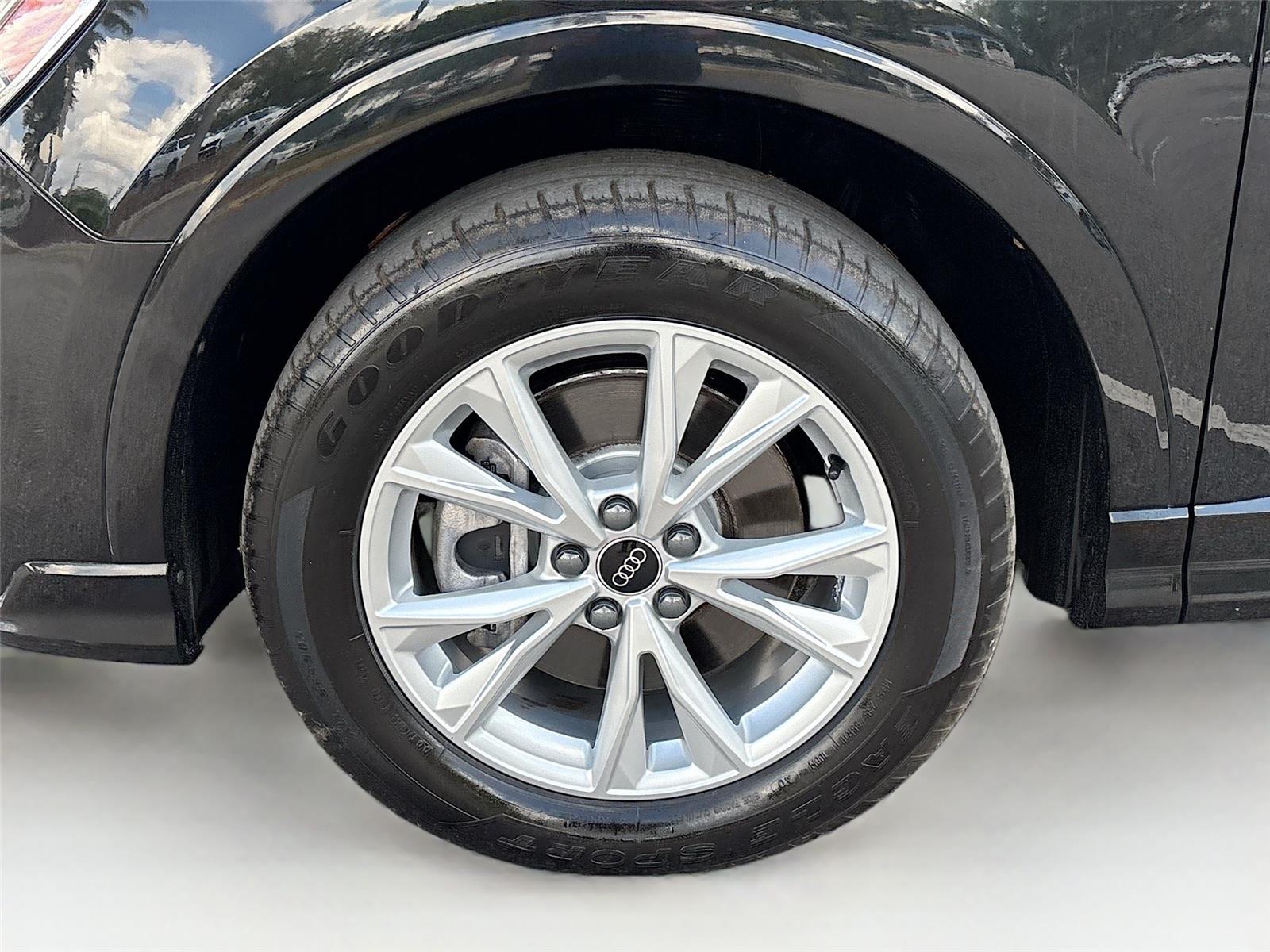 2024 Audi Q3 S line Premium Plus