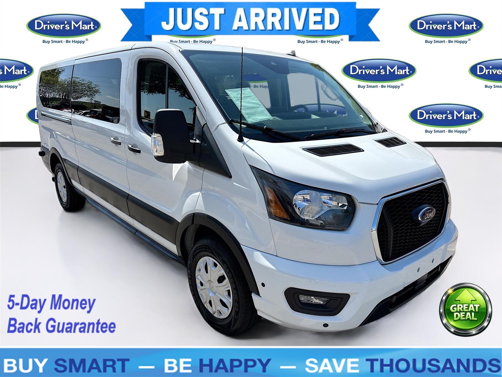 2024 Ford Transit Passenger Wagon XLT