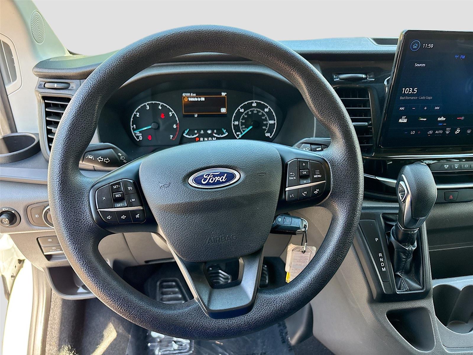 2024 Ford Transit Passenger Wagon XLT