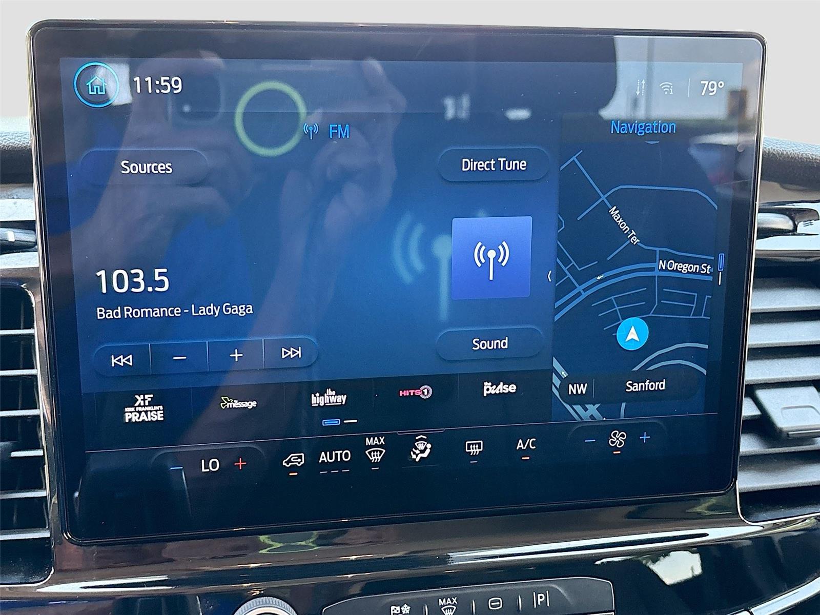 2024 Ford Transit Passenger Wagon XLT