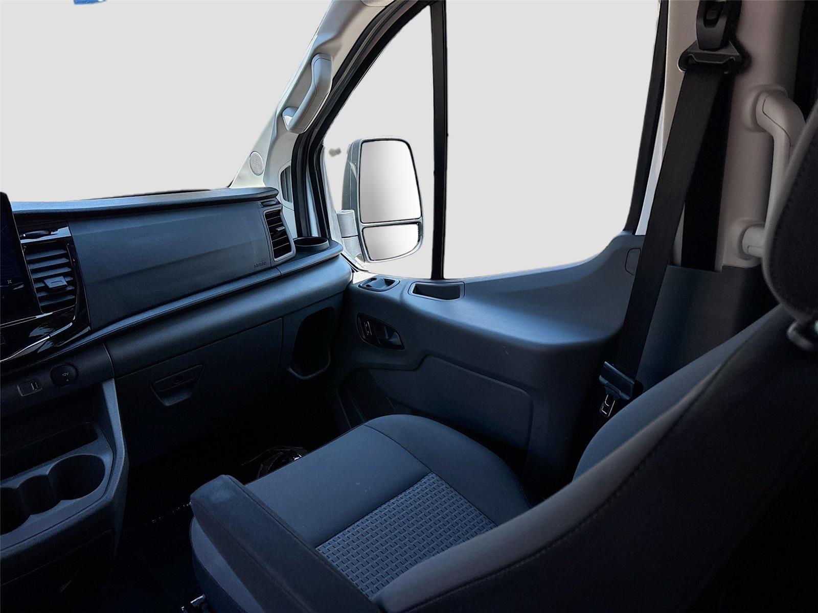 2024 Ford Transit Passenger Wagon XLT