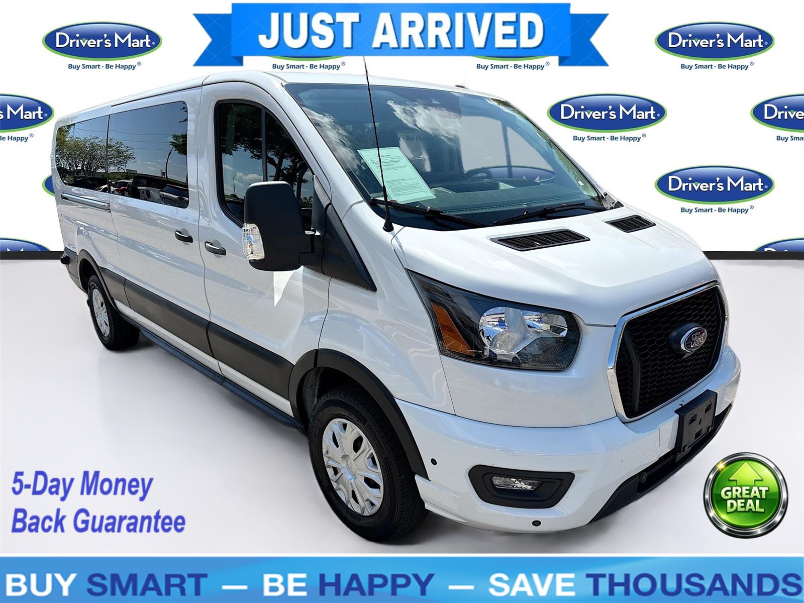 2024 Ford Transit Passenger Wagon XLT