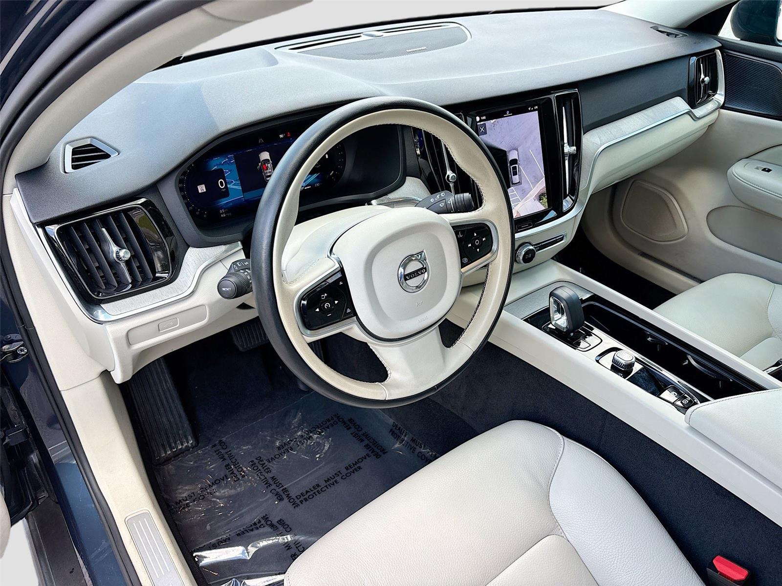 2025 Volvo V60 Cross Country Plus