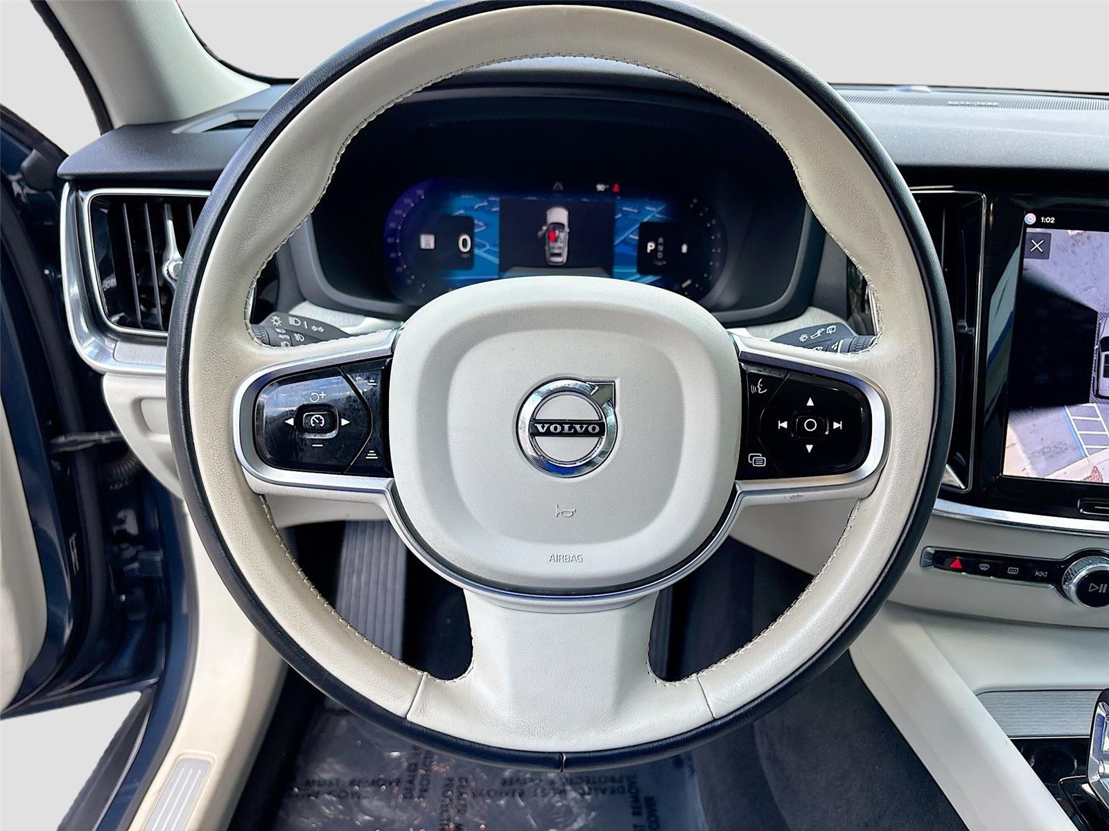 2025 Volvo V60 Cross Country Plus