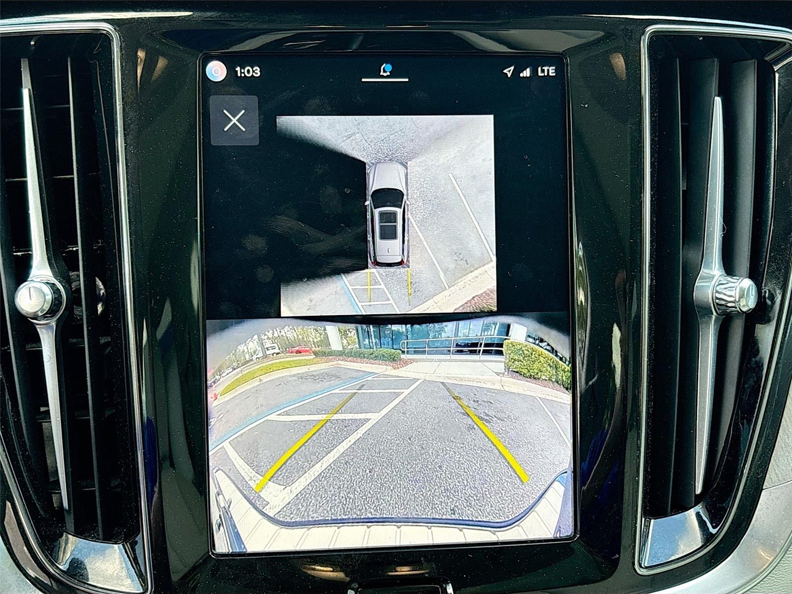 2025 Volvo V60 Cross Country Plus