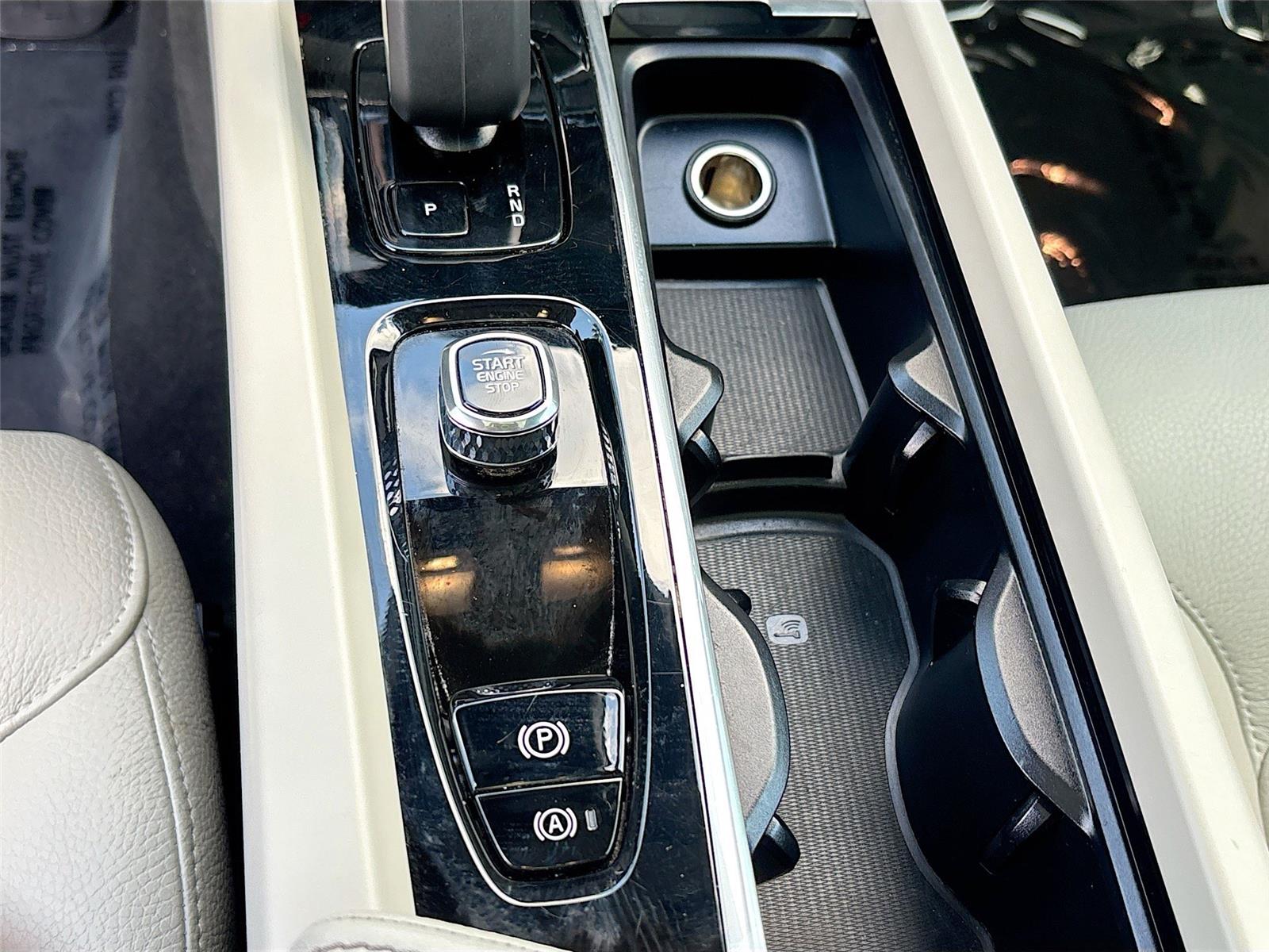 2025 Volvo V60 Cross Country Plus