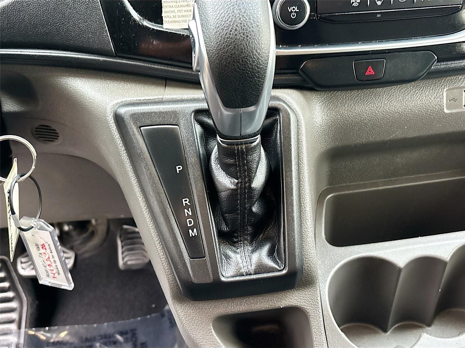 2024 Ford Transit Passenger Wagon XLT