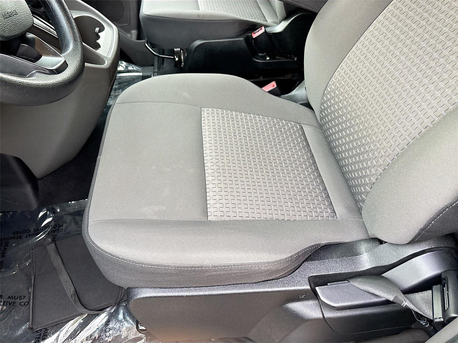 2024 Ford Transit Passenger Wagon XLT