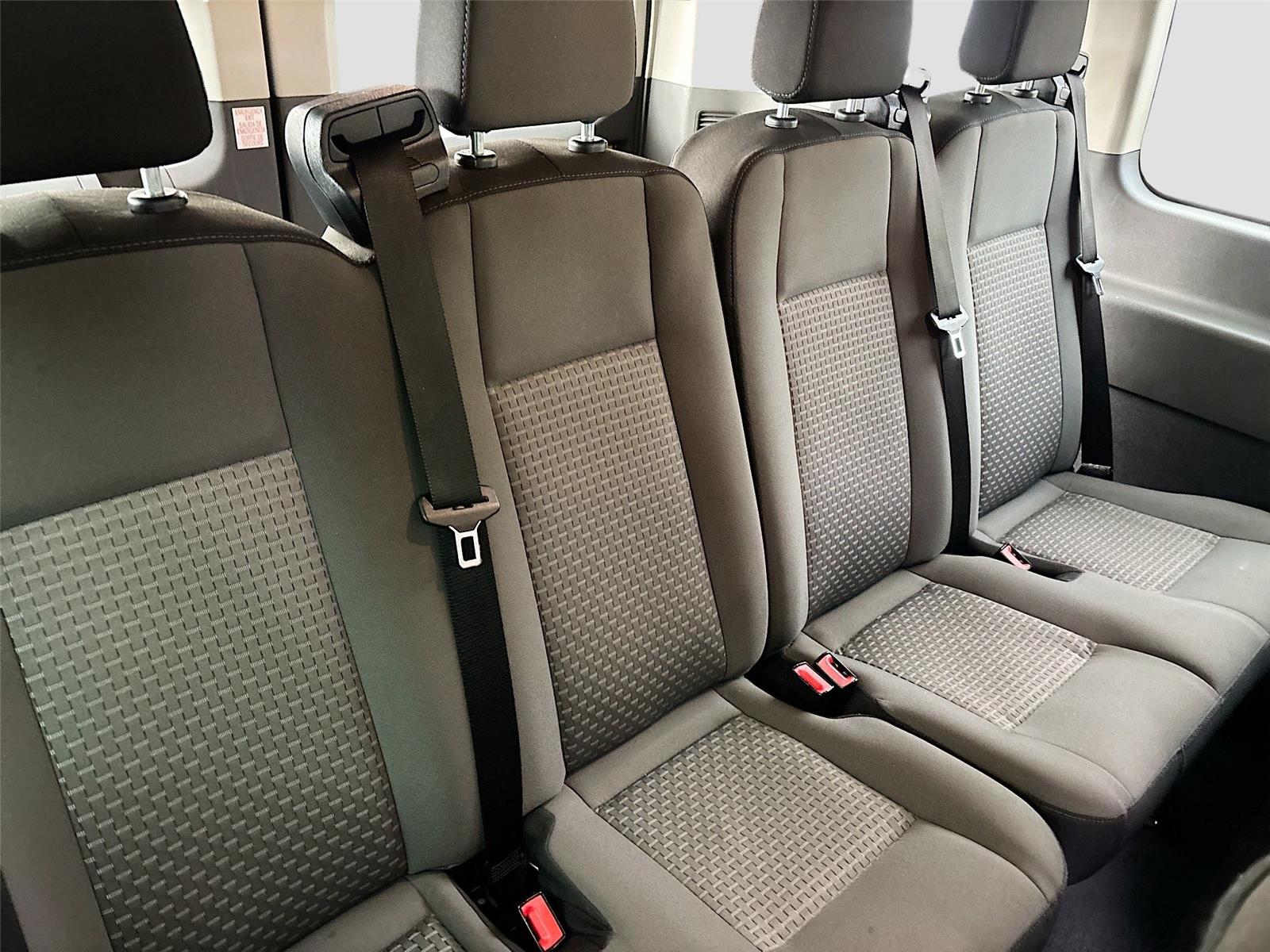 2024 Ford Transit Passenger Wagon XLT