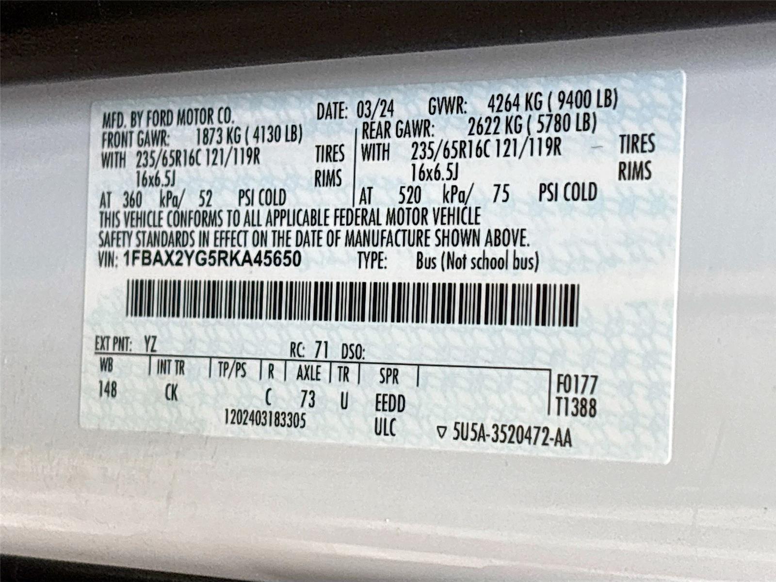 2024 Ford Transit Passenger Wagon XLT