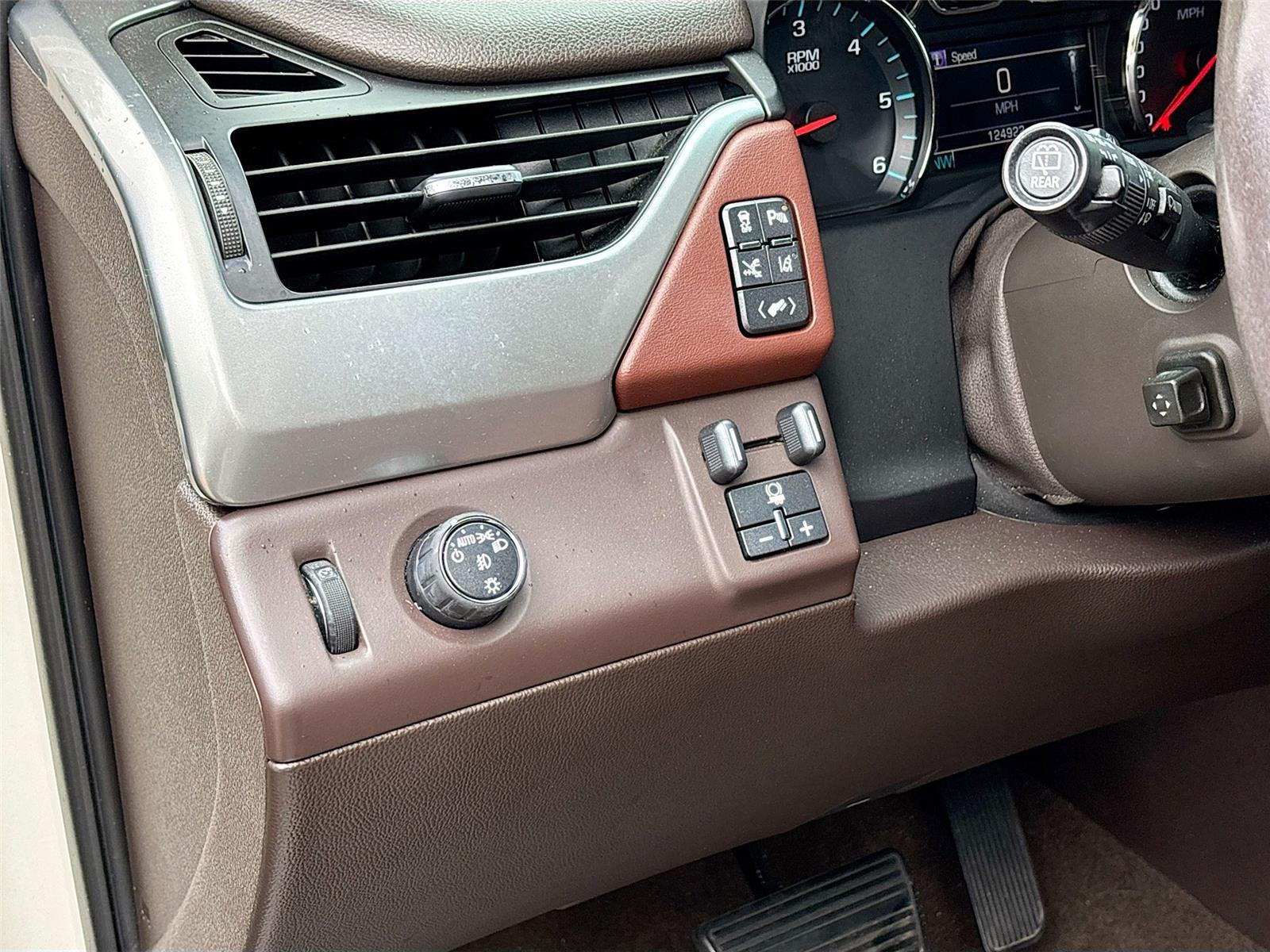 2015 Chevrolet Suburban LTZ