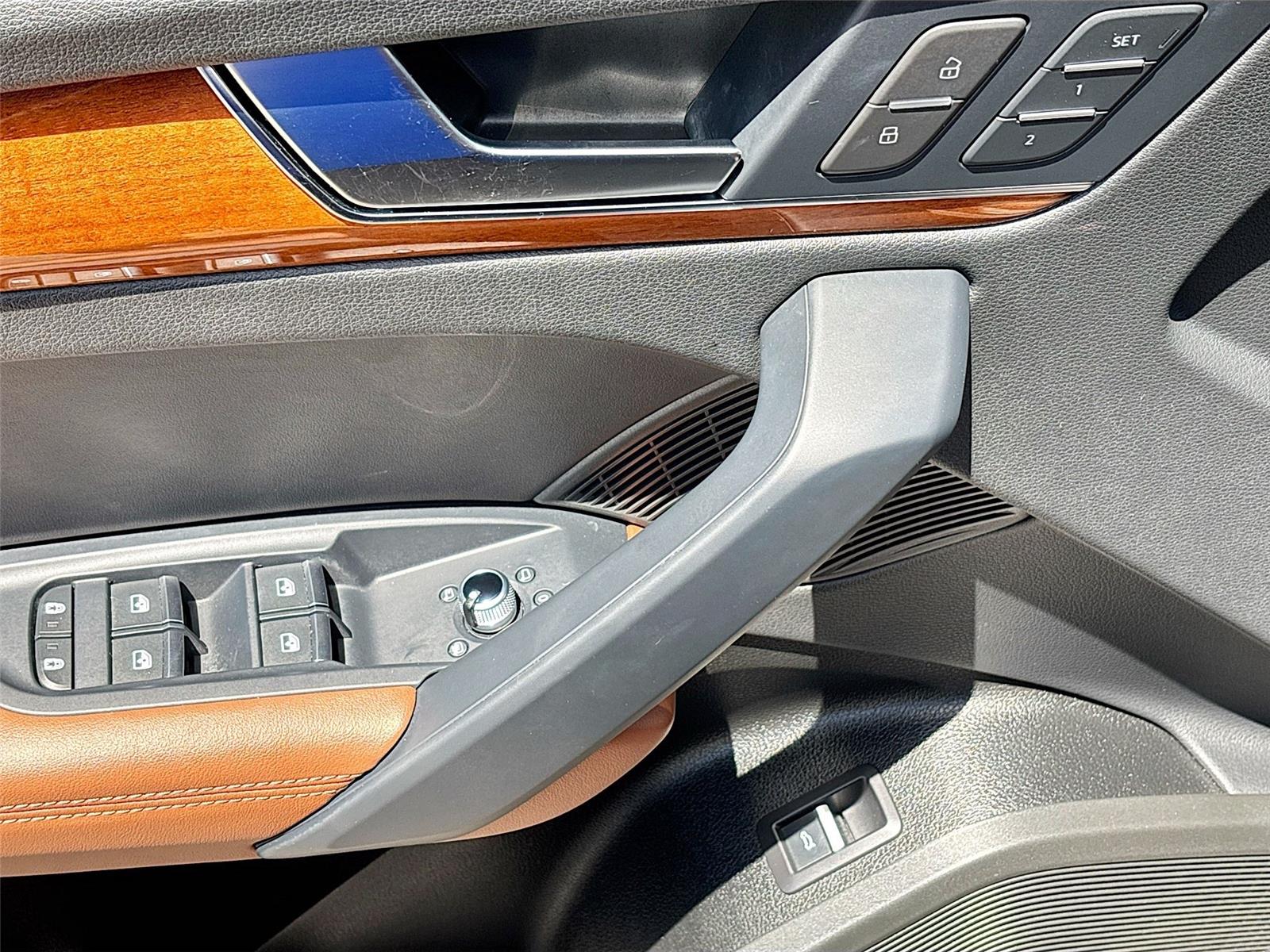 2023 Audi Q5 Premium Plus