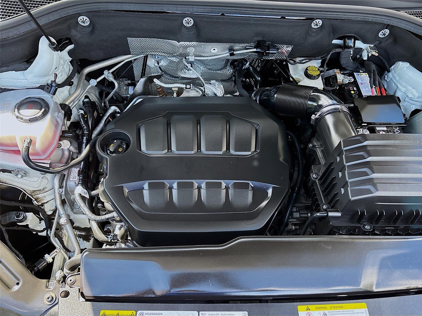 2025 Volkswagen Atlas 2.0T SE w/Technology