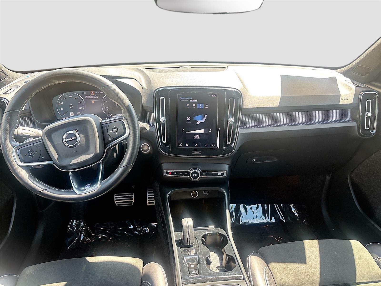 2019 Volvo XC40 R-Design