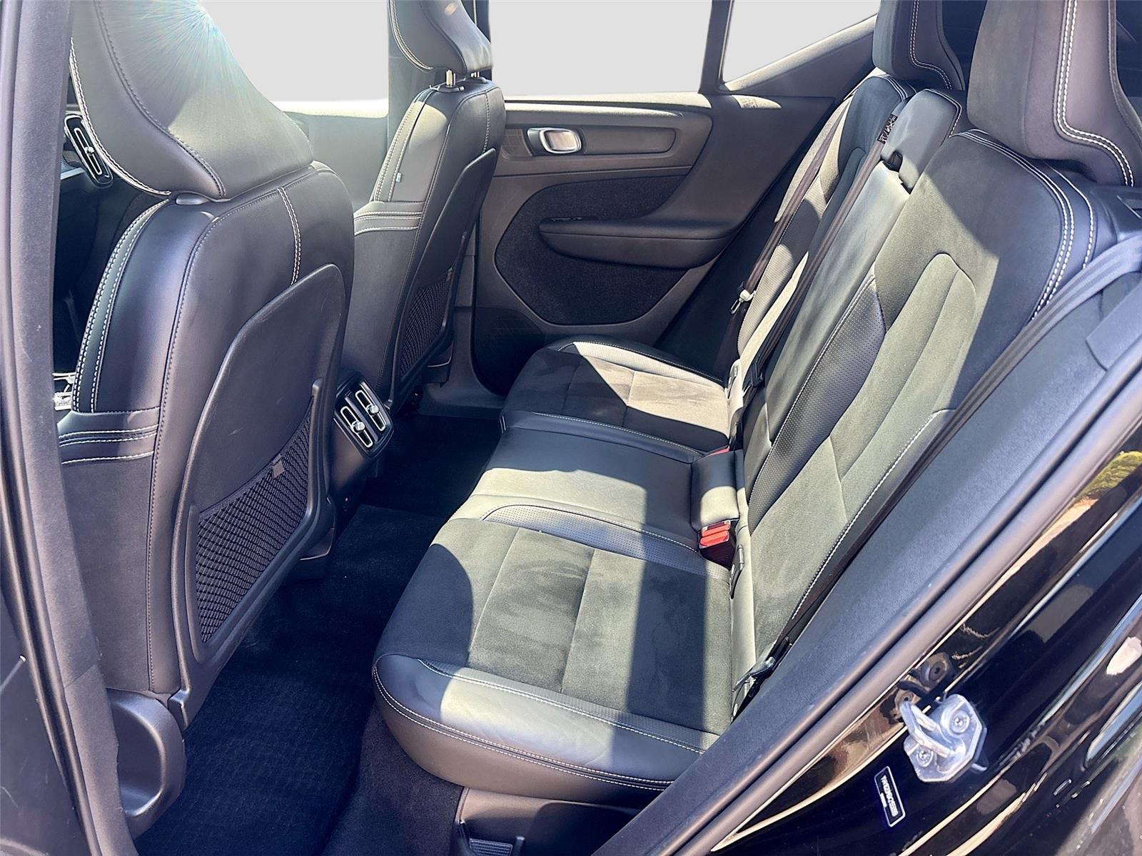 2019 Volvo XC40 R-Design
