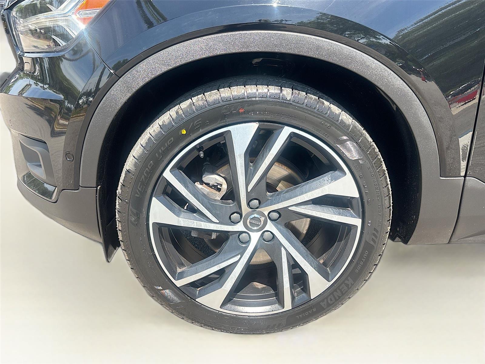 2019 Volvo XC40 R-Design