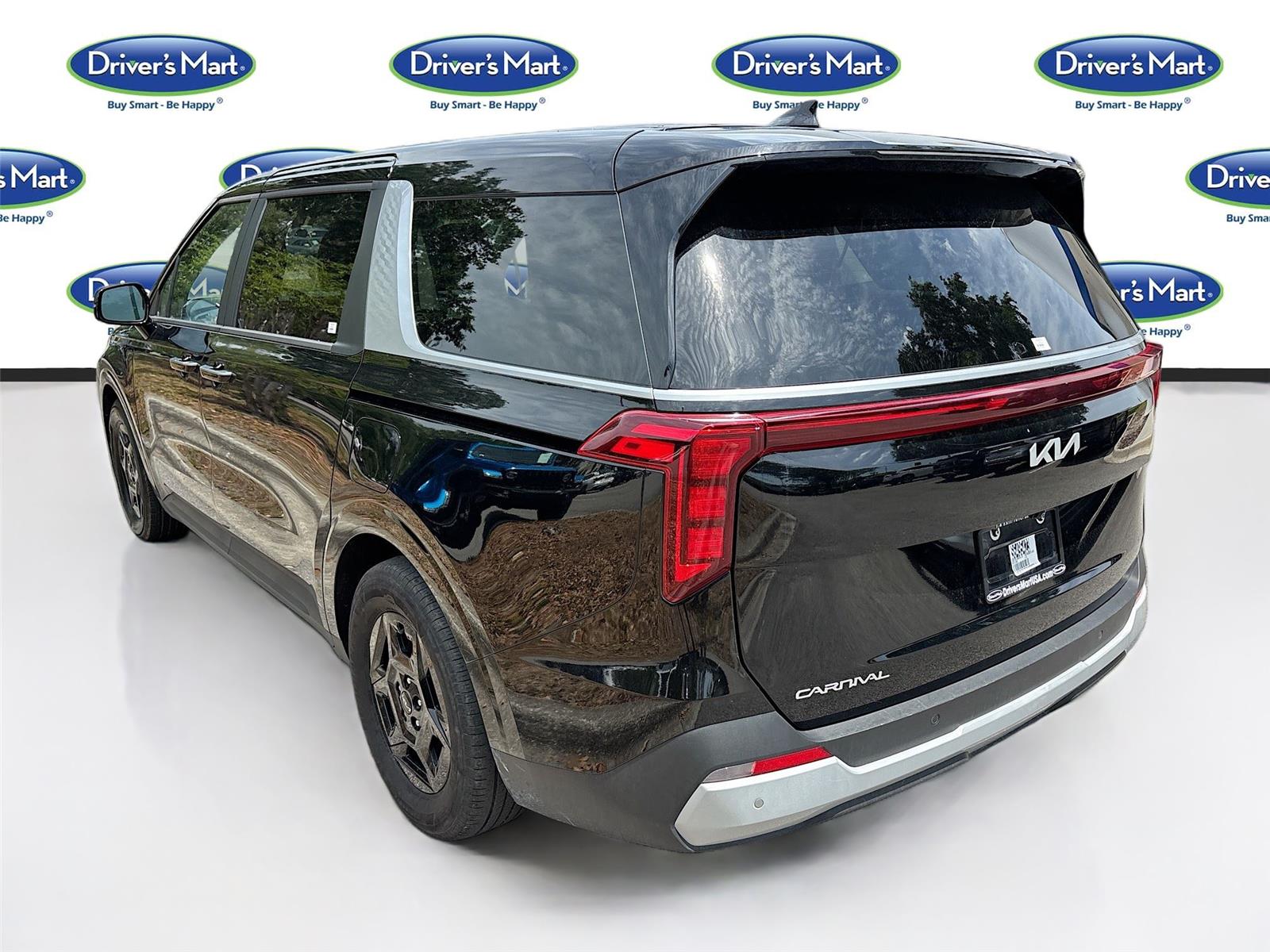 2025 Kia Carnival LXS