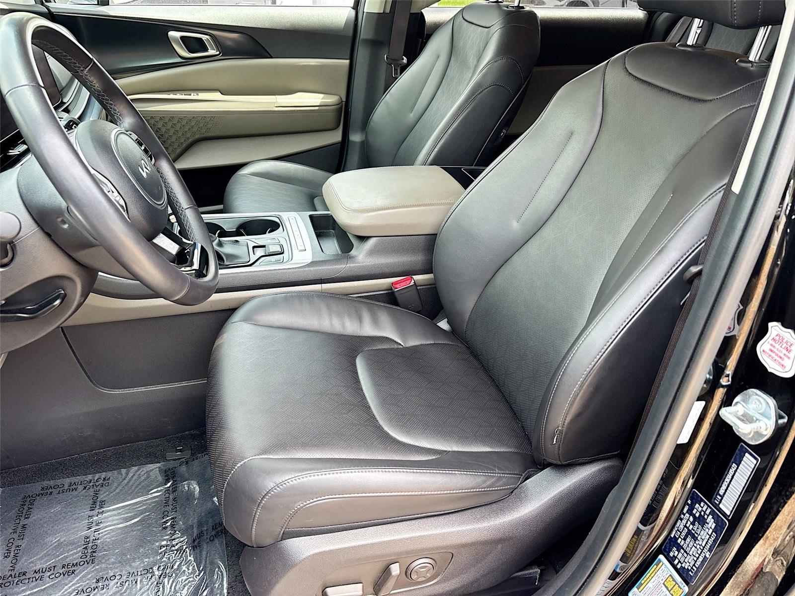 2025 Kia Carnival LXS