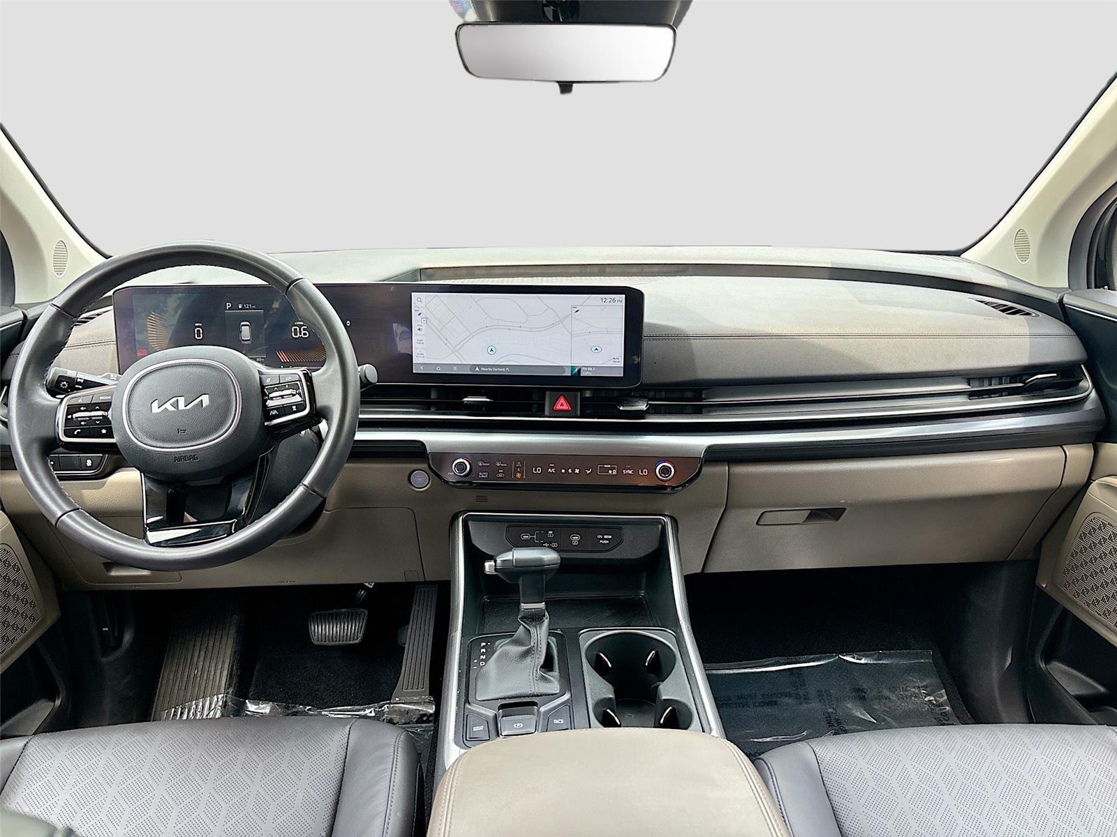 2025 Kia Carnival LXS